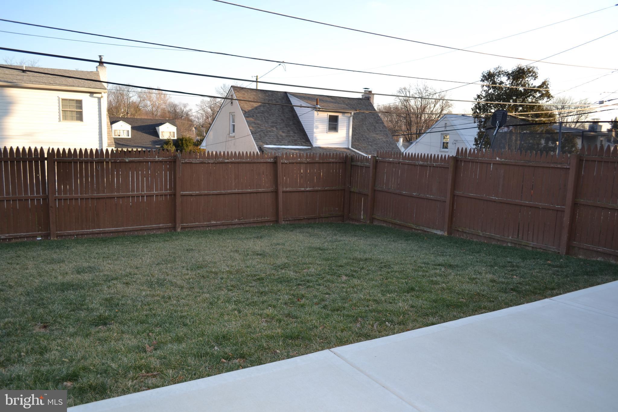 ROSE TREE WOODS - Residential