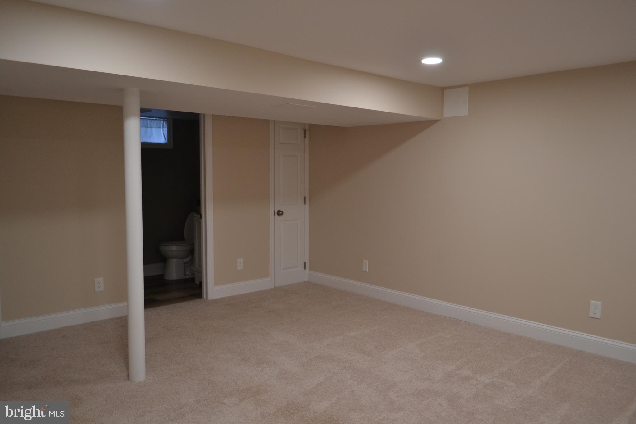 ROSE TREE WOODS - Residential