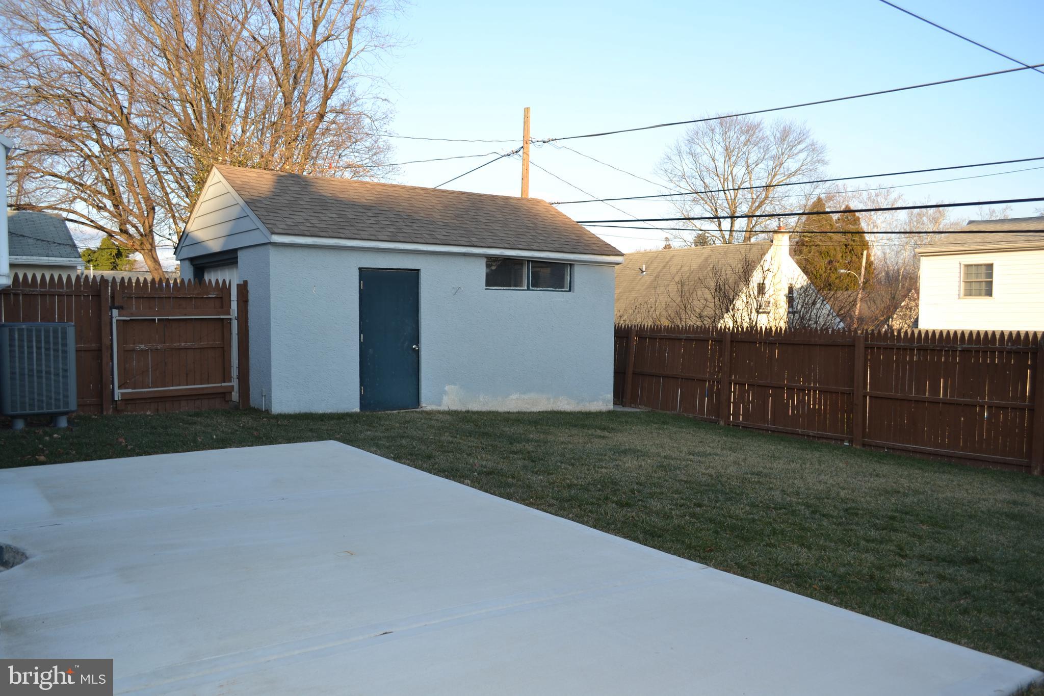 ROSE TREE WOODS - Residential