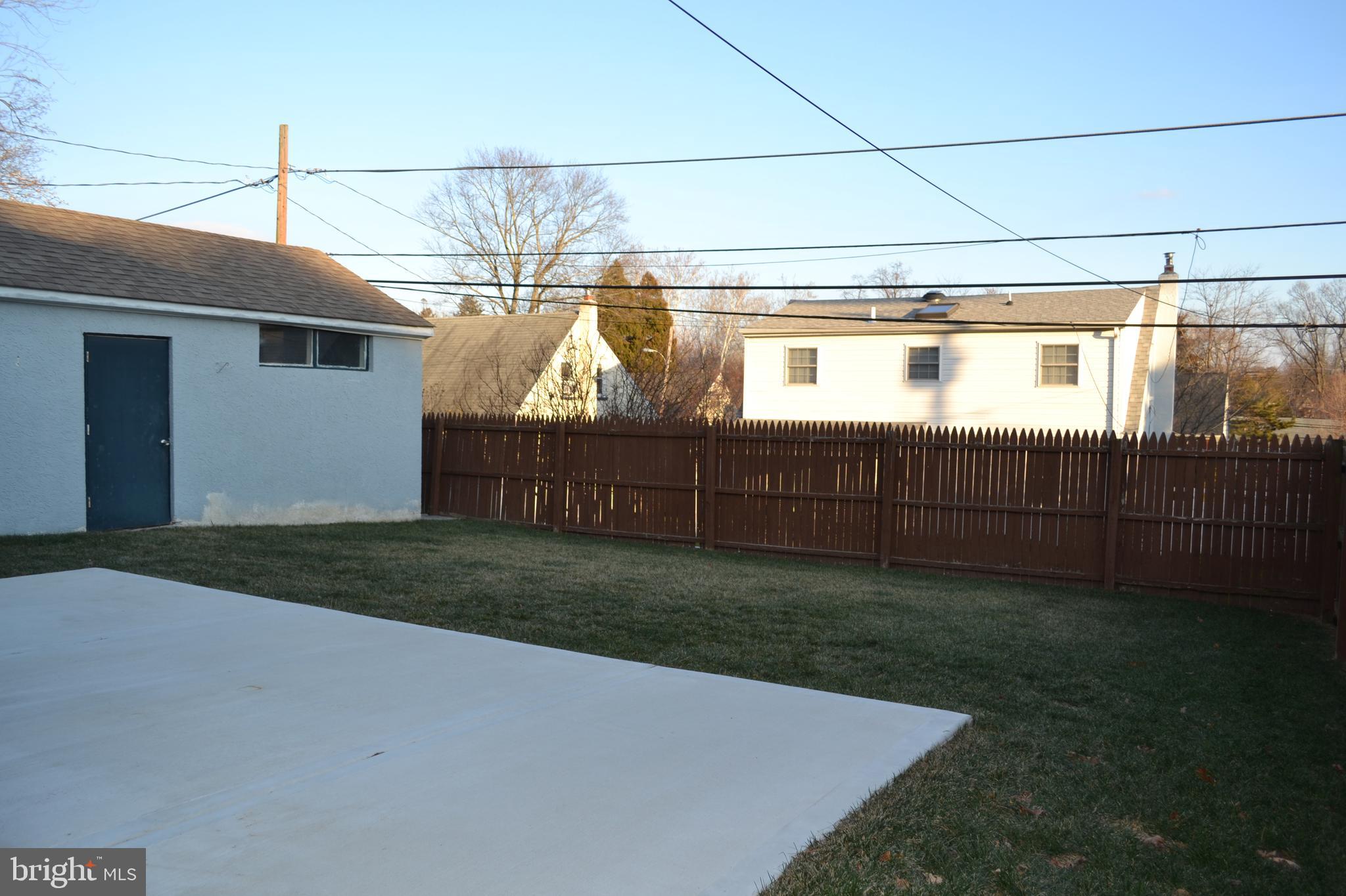 ROSE TREE WOODS - Residential