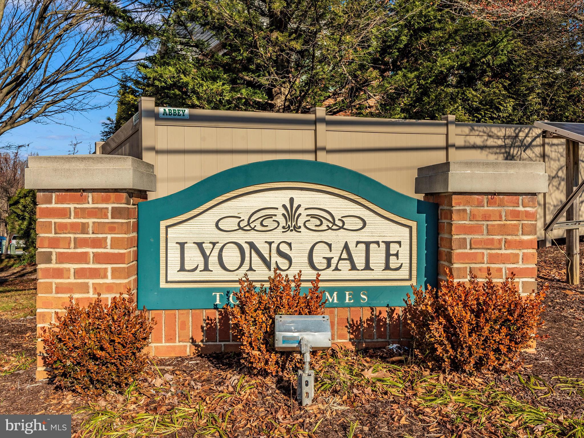 LYONS GATE - Residential