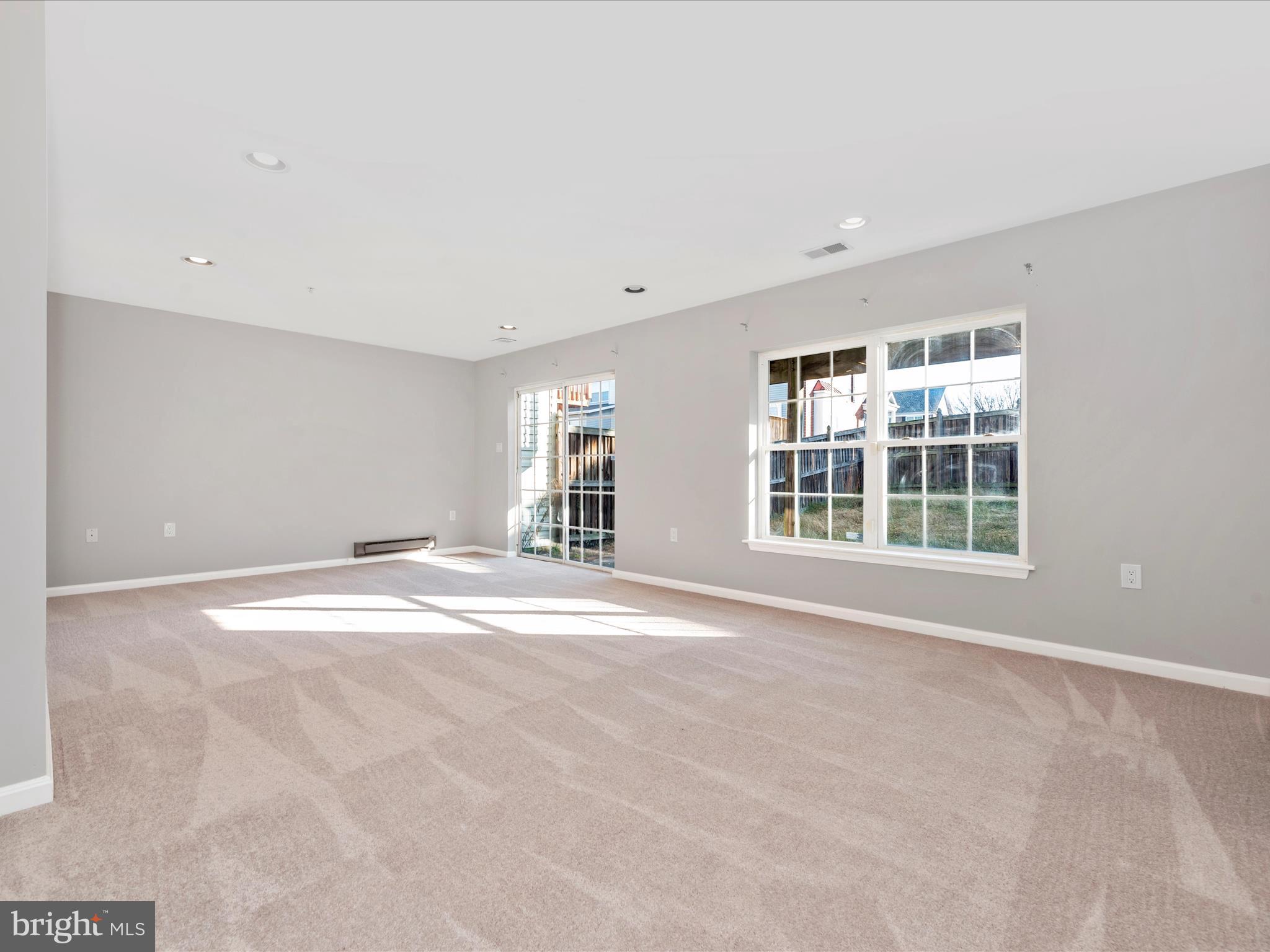 LYONS GATE - Residential