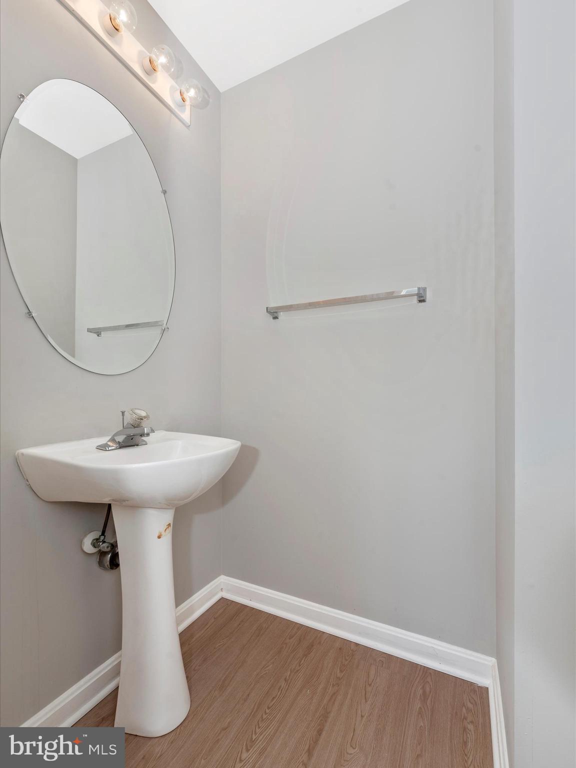 LYONS GATE - Residential