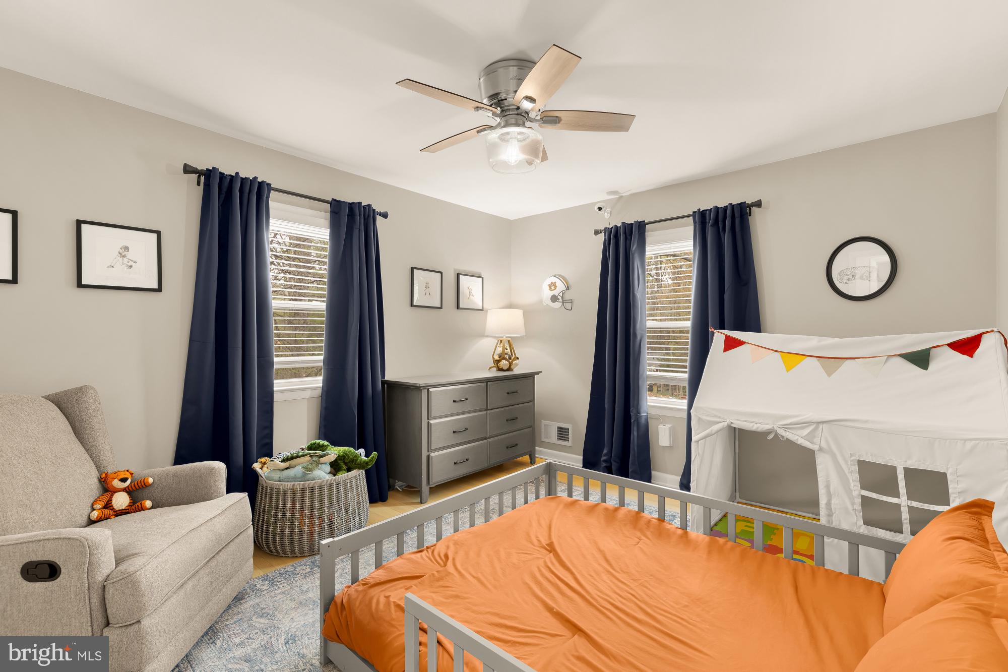 RESTON - Residential