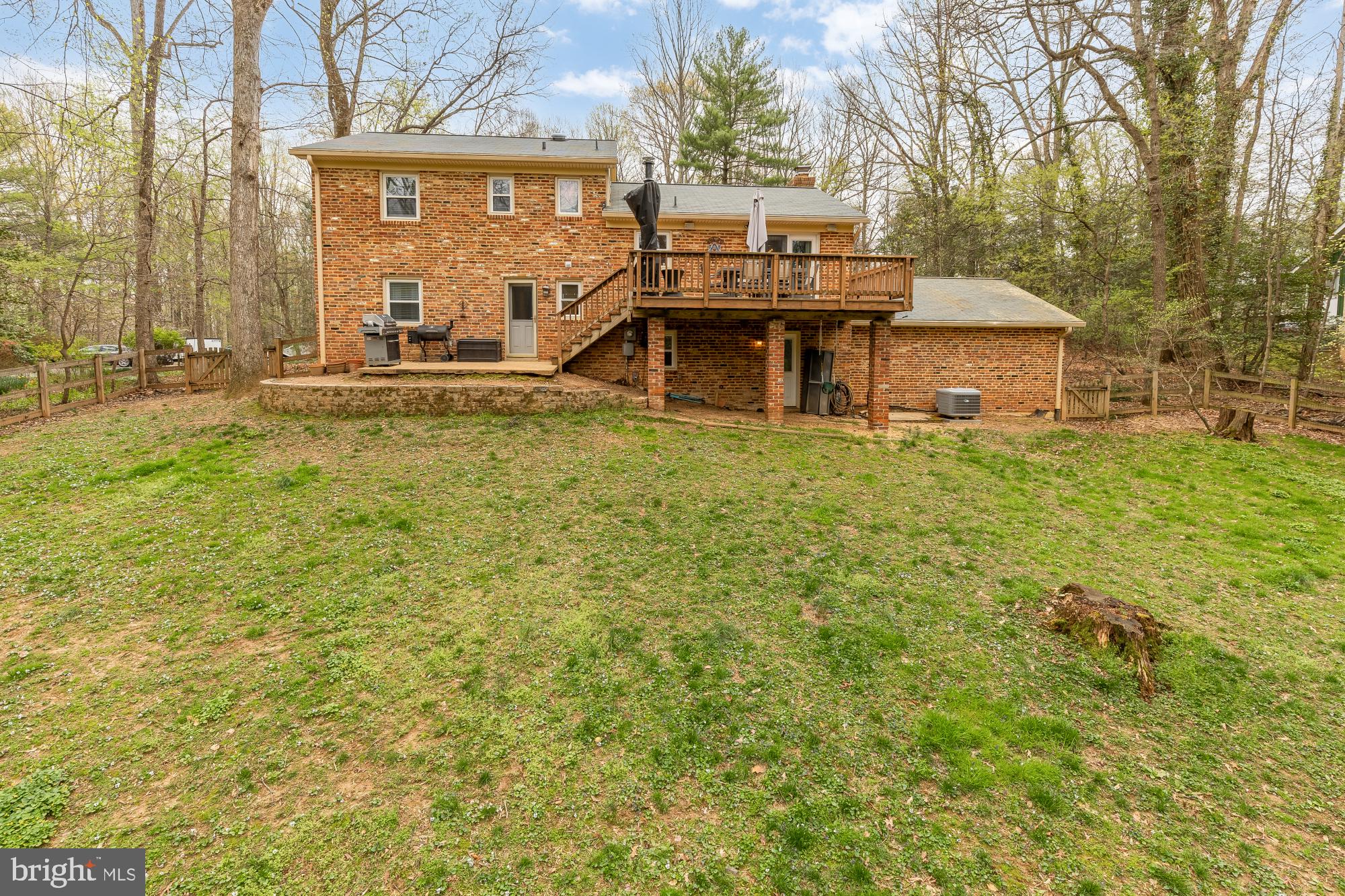 RESTON - Residential