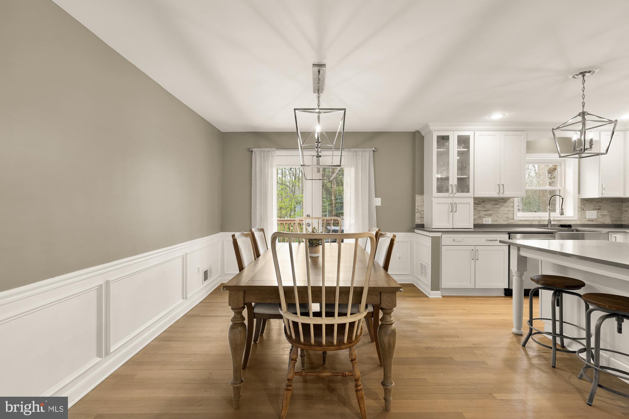 RESTON - Residential