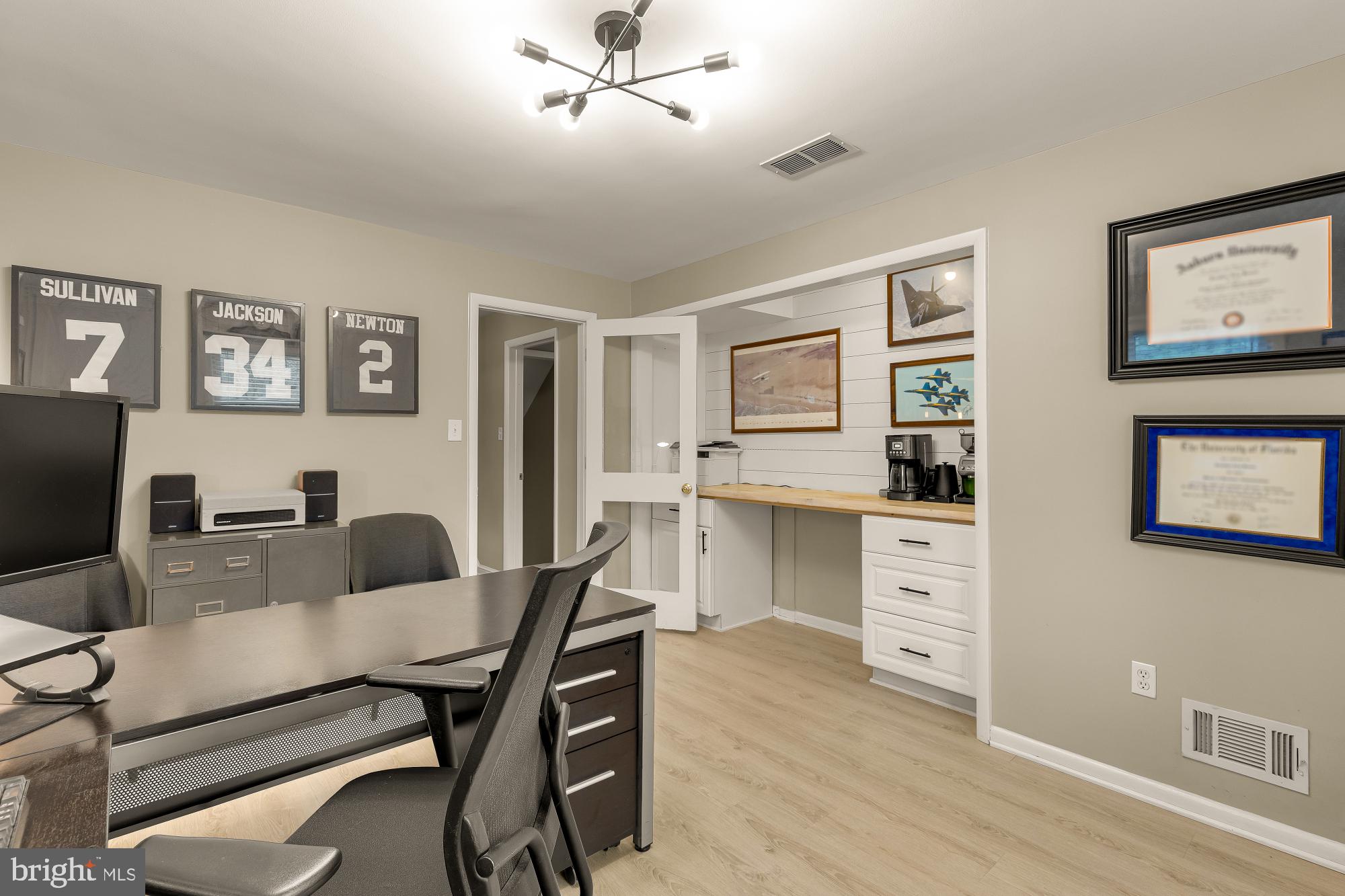 RESTON - Residential