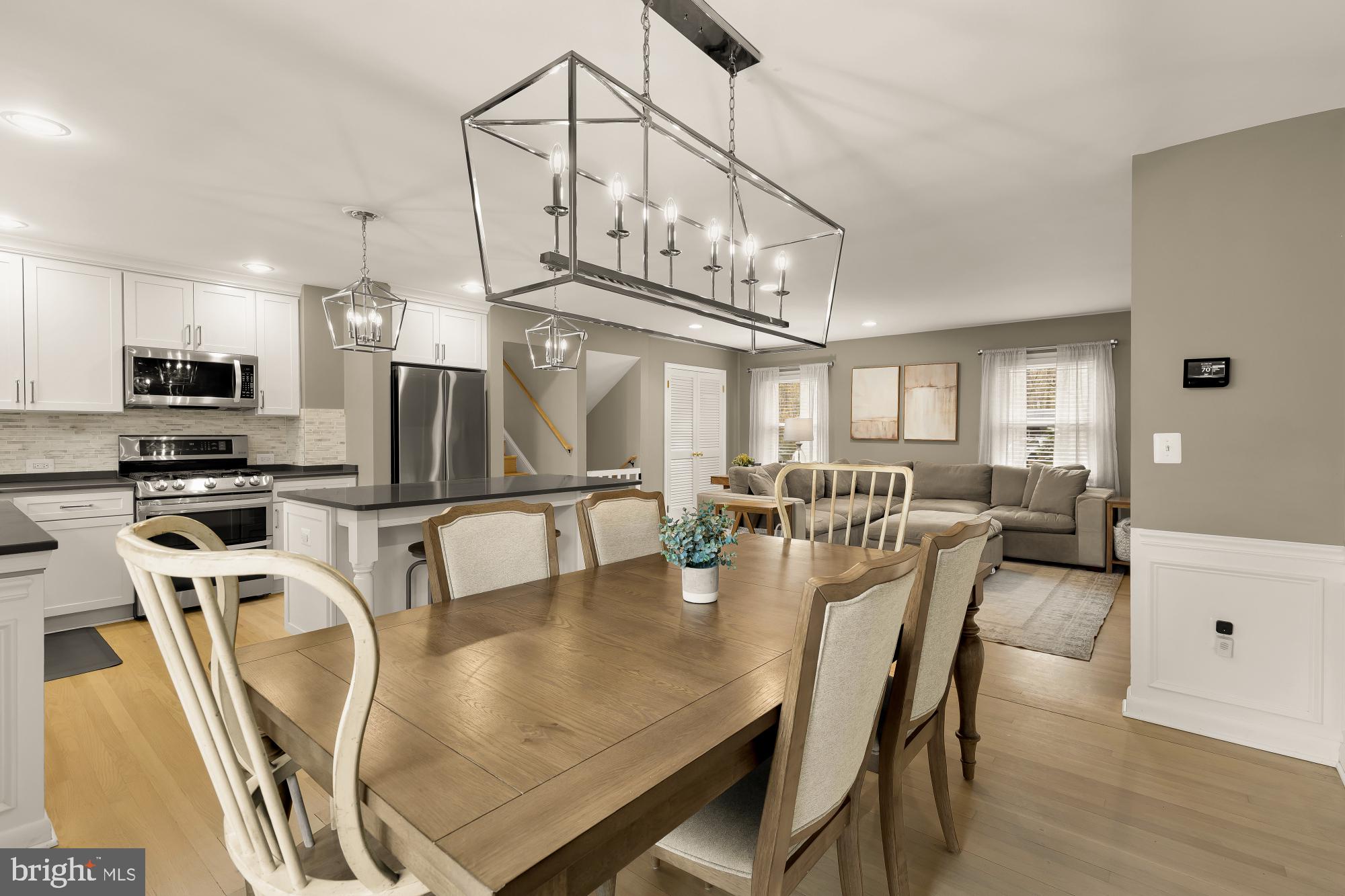 RESTON - Residential