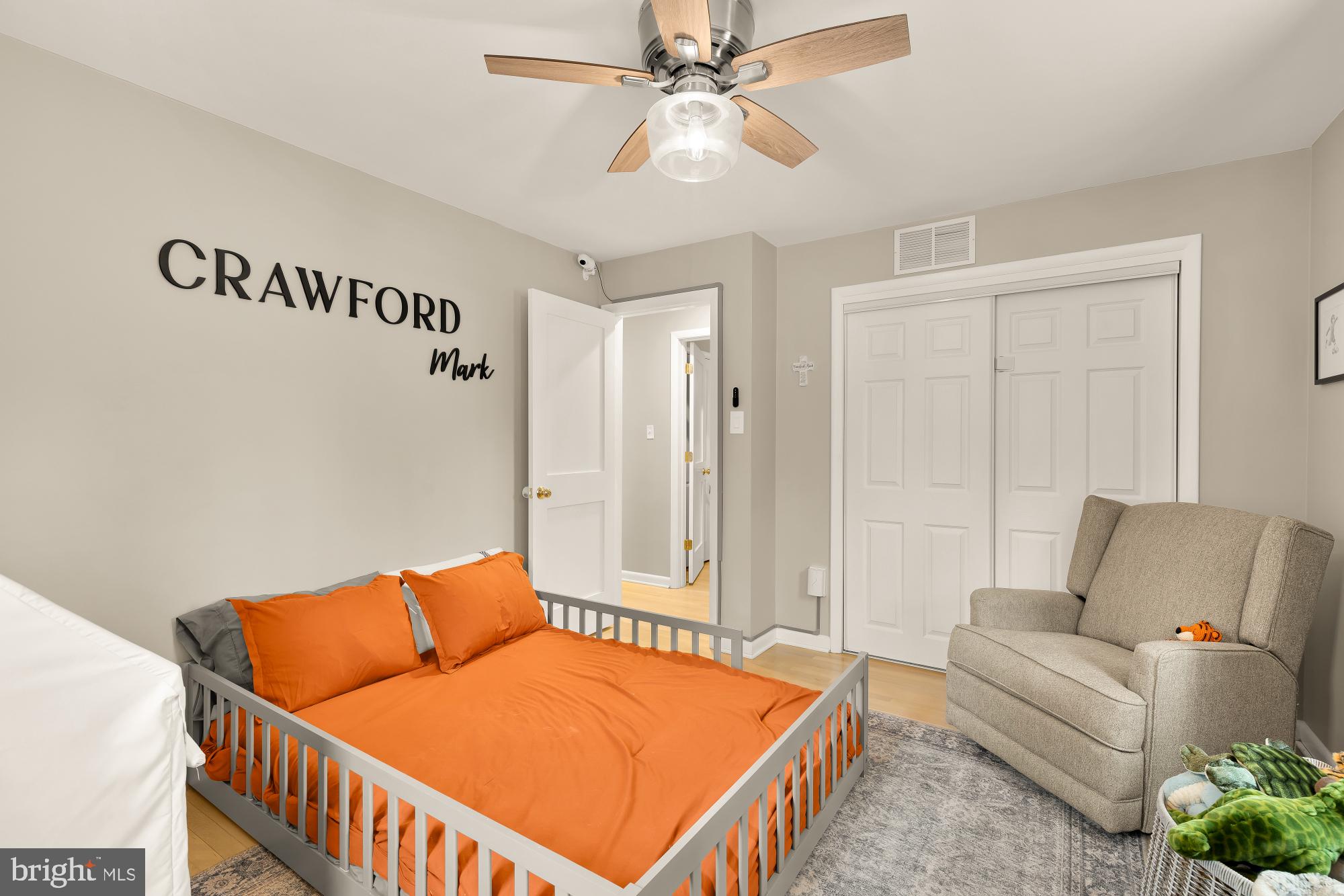 RESTON - Residential