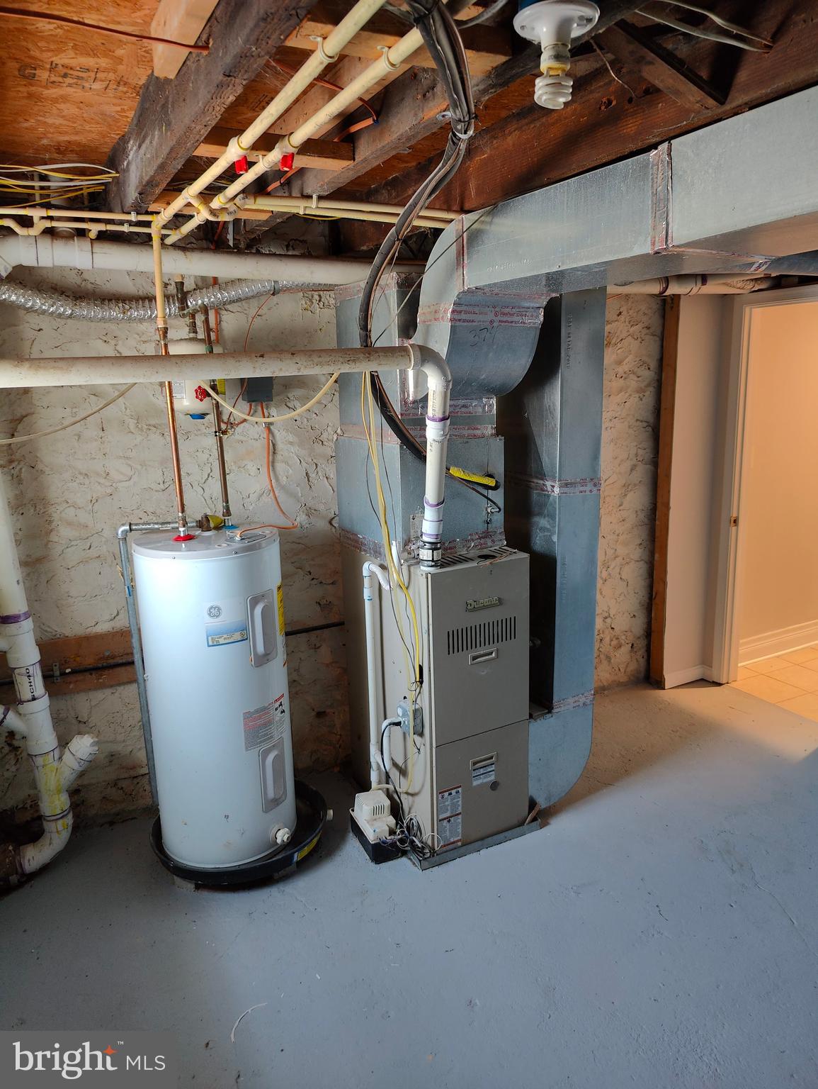 MAYFIELD - Residential