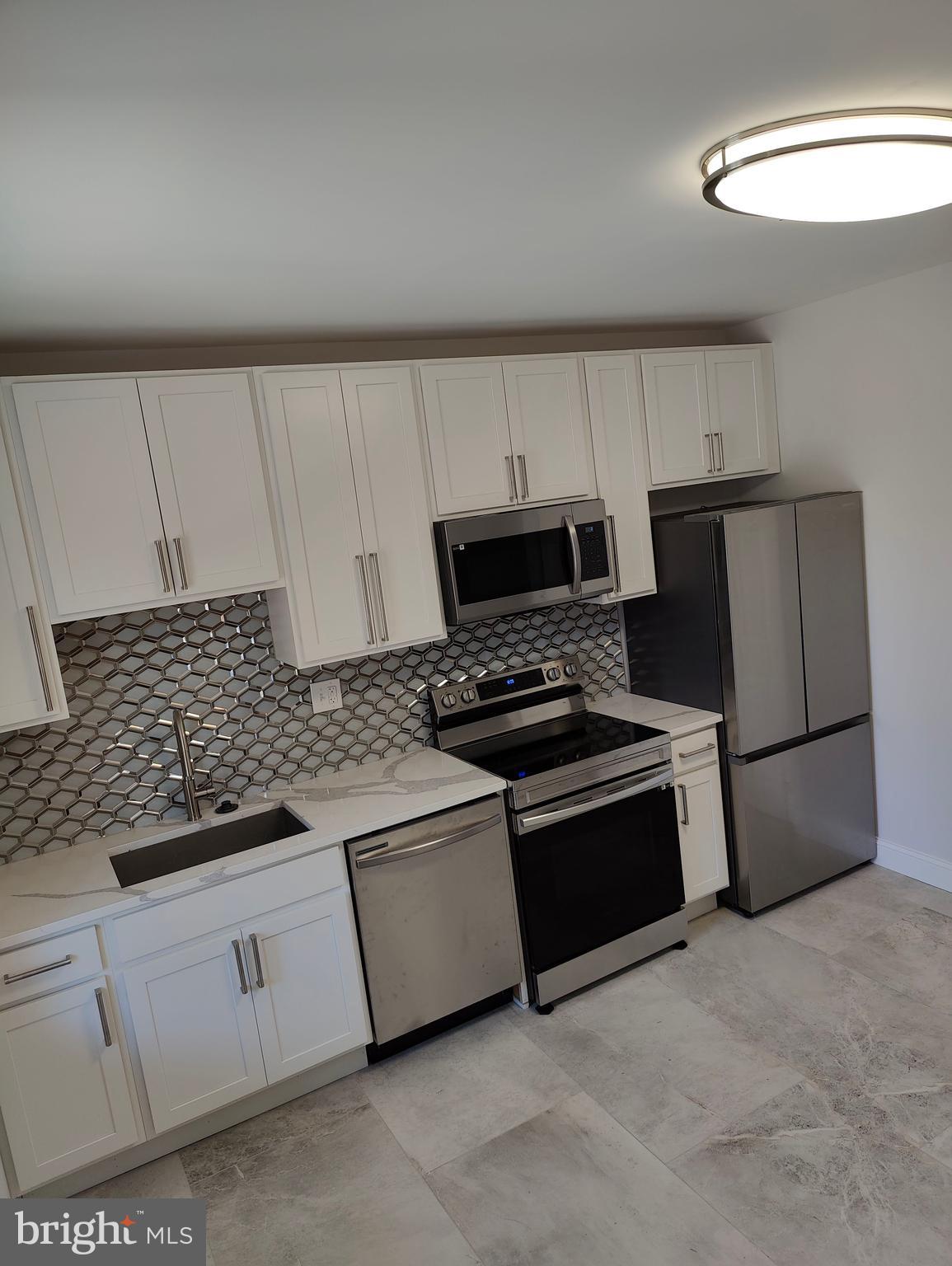 MAYFIELD - Residential