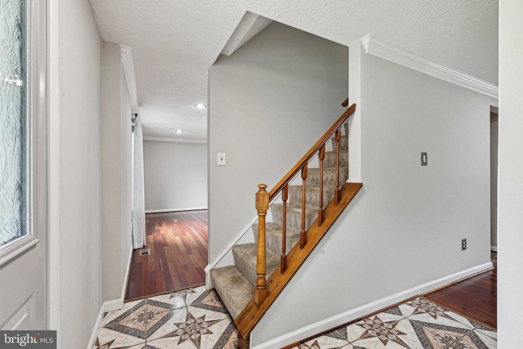 7112 BONNIEMILL LANE