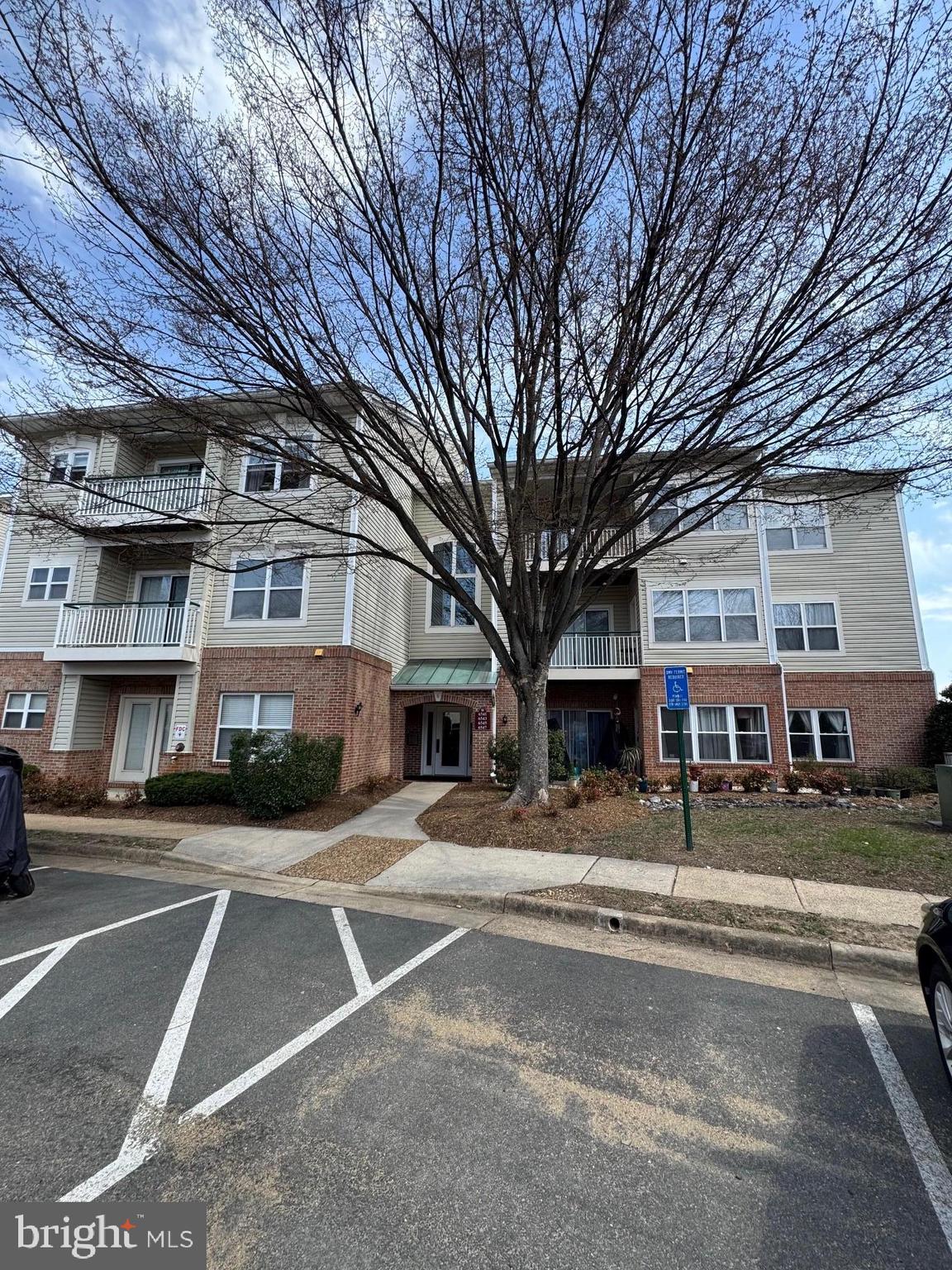 CHANCERY OF KINGSTOWNE - Residential