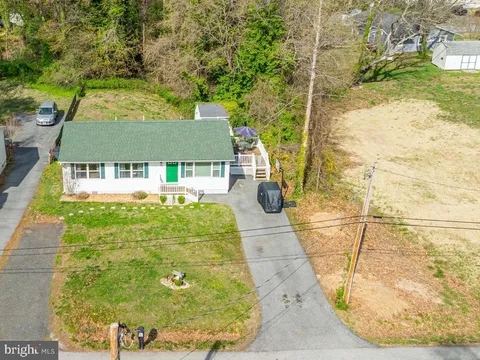 43112 Coles Drive, Hollywood, MD 20636 - MLS#: MDSM2023228