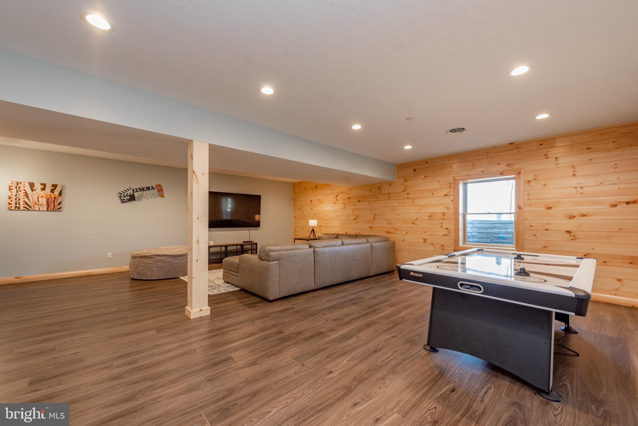 LODESTONE SUB - Residential