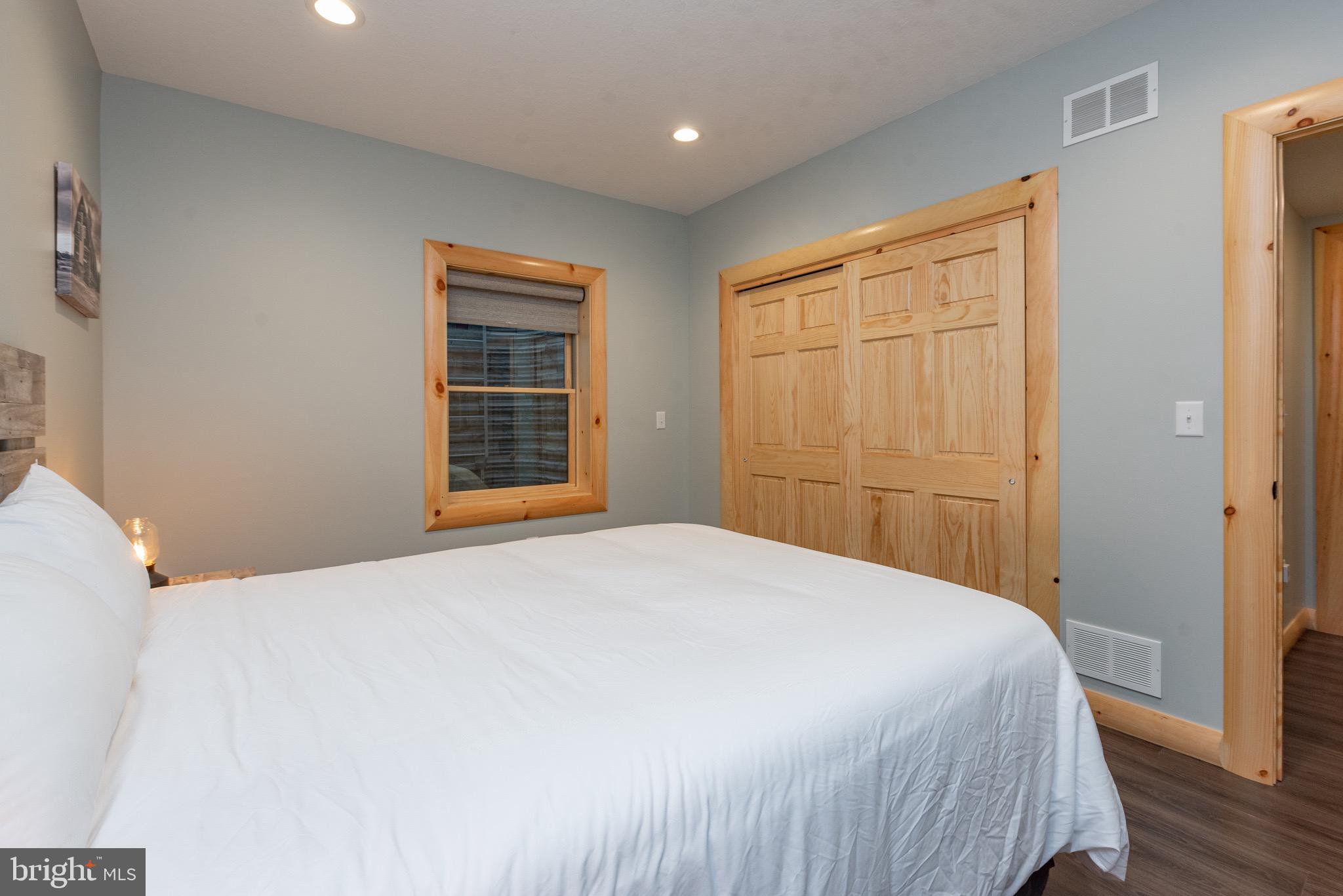 LODESTONE SUB - Residential