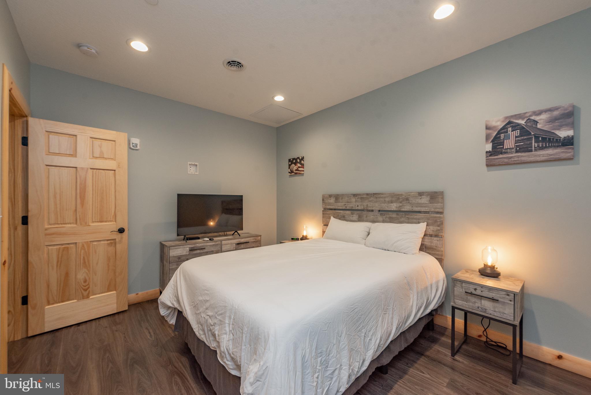 LODESTONE SUB - Residential