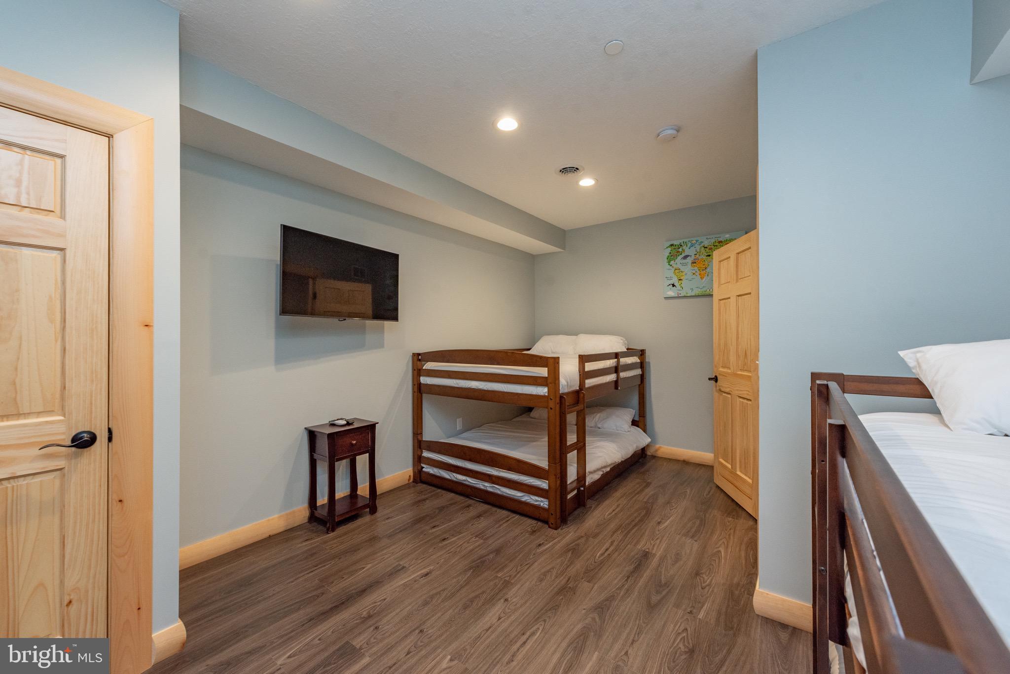 LODESTONE SUB - Residential