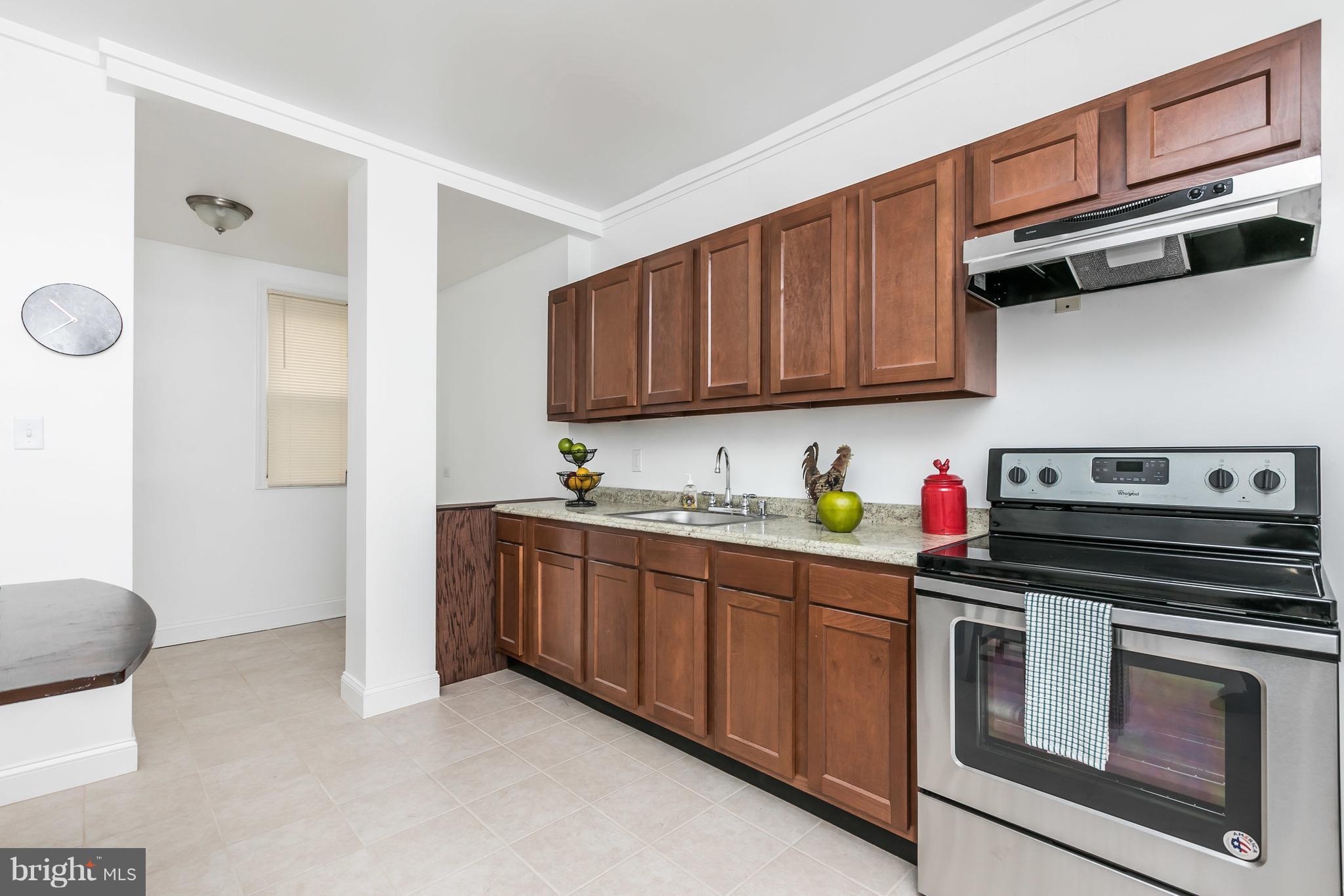 LAURAVILLE HISTORIC DISTRICT - Residential