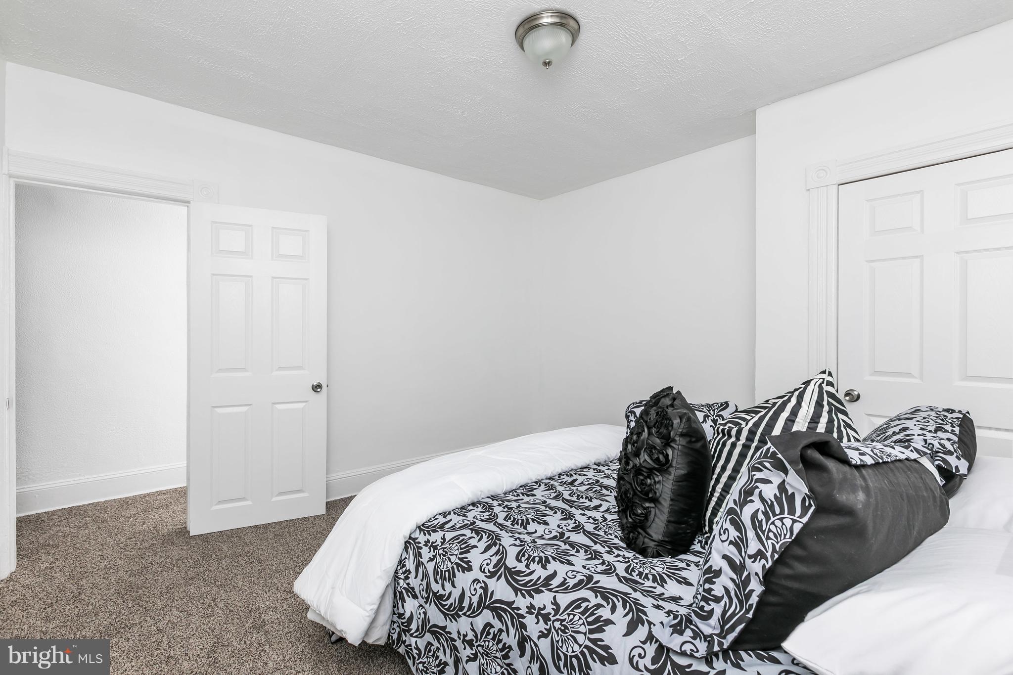 LAURAVILLE HISTORIC DISTRICT - Residential