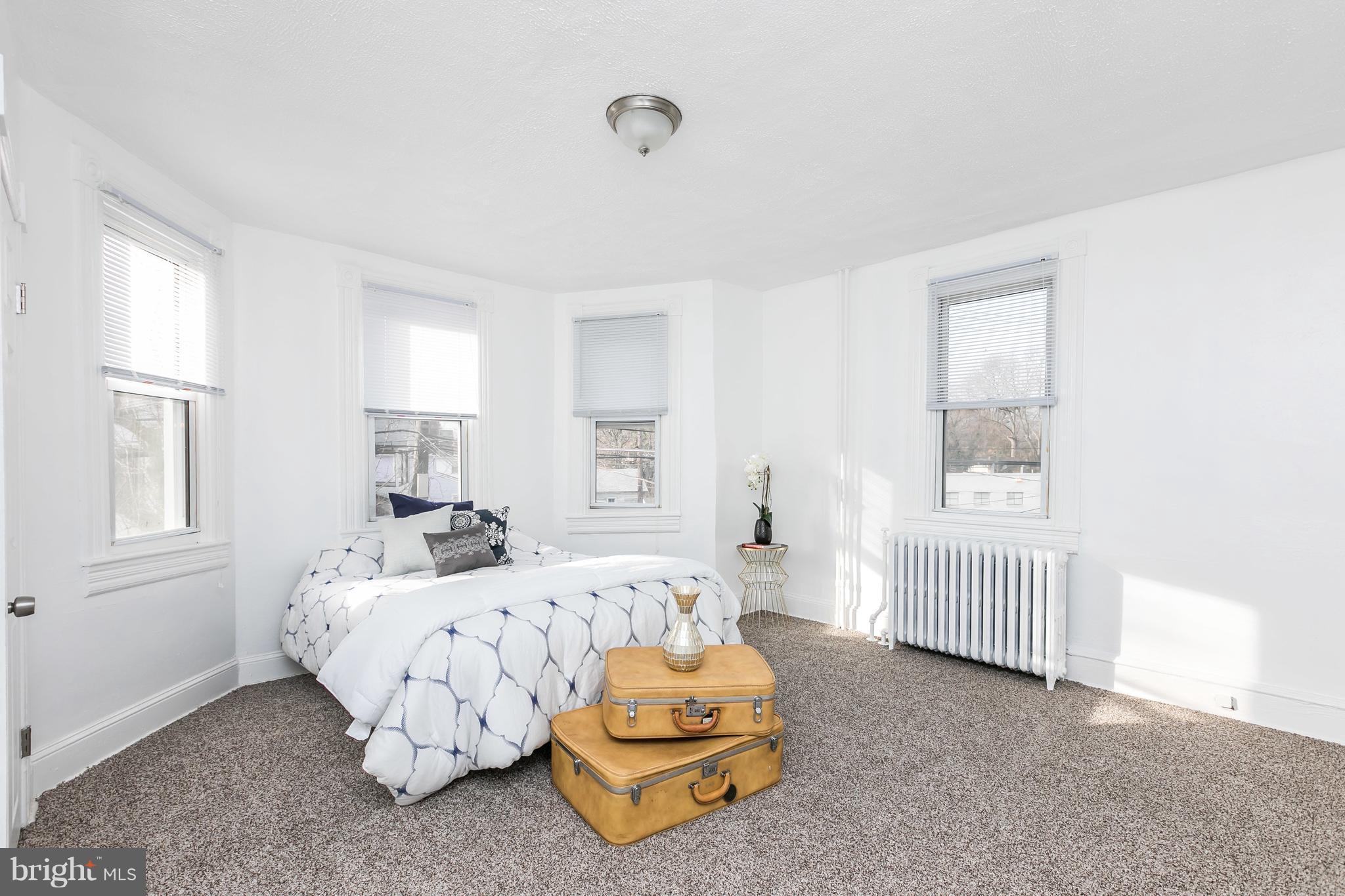 LAURAVILLE HISTORIC DISTRICT - Residential