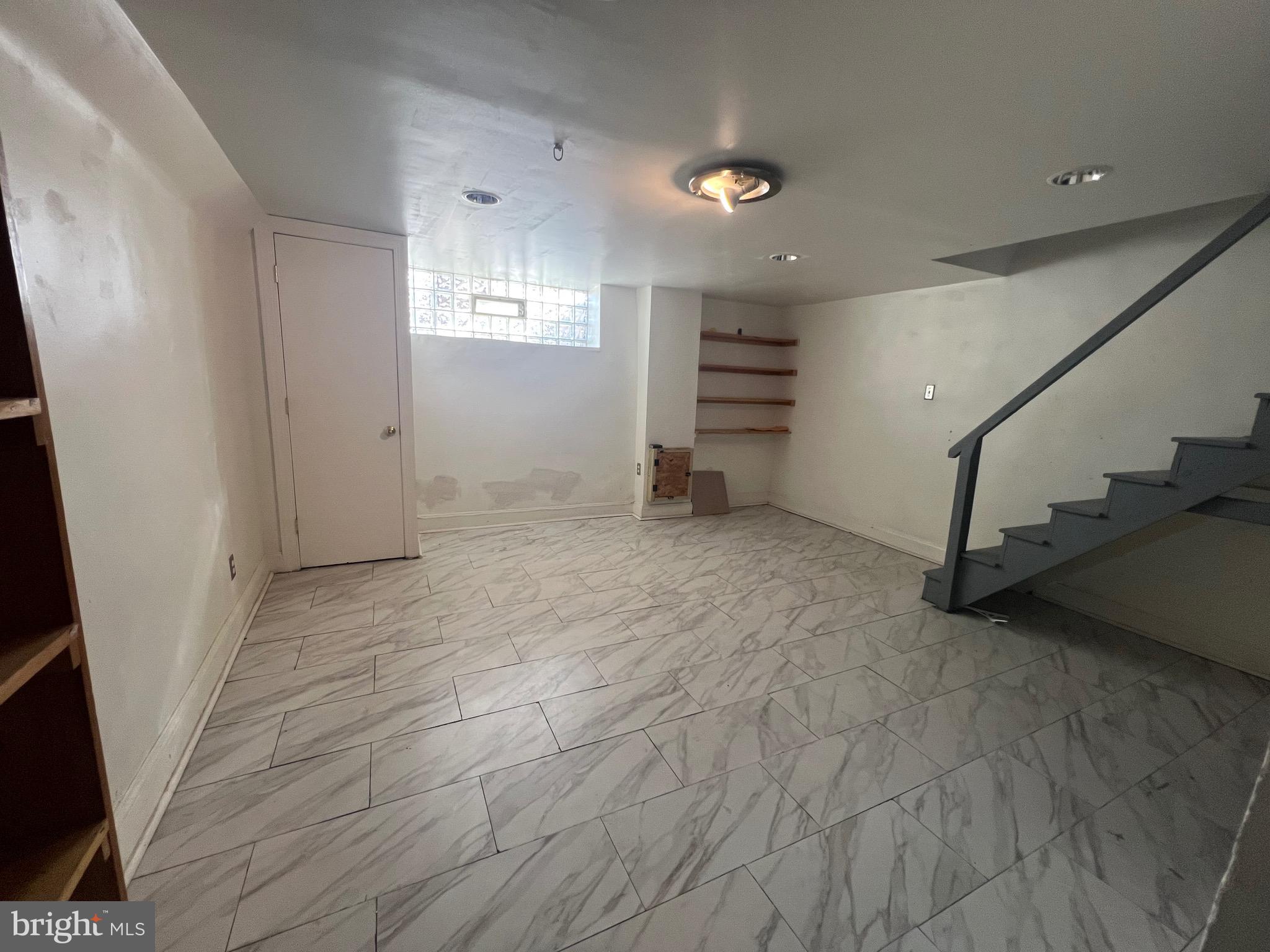 MAYFAIR - Residential