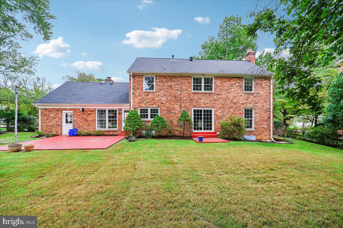 11812 FARMLAND DRIVE