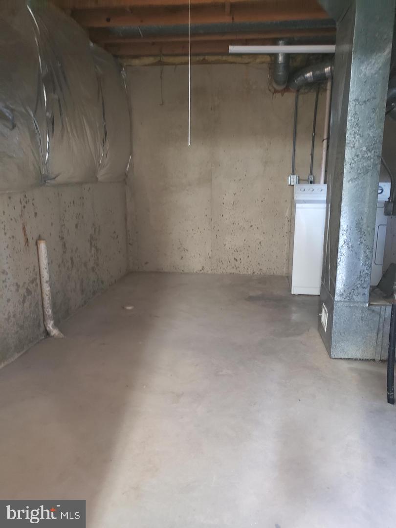 STONEMILL - Residential Lease