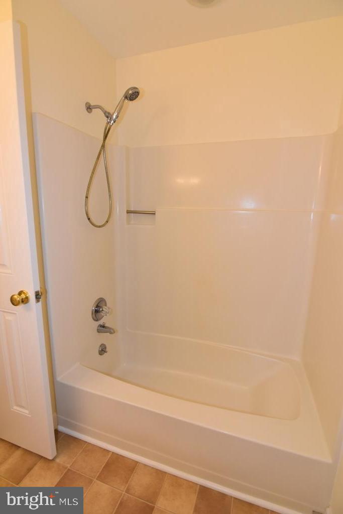 SCOTCH POINT - Residential