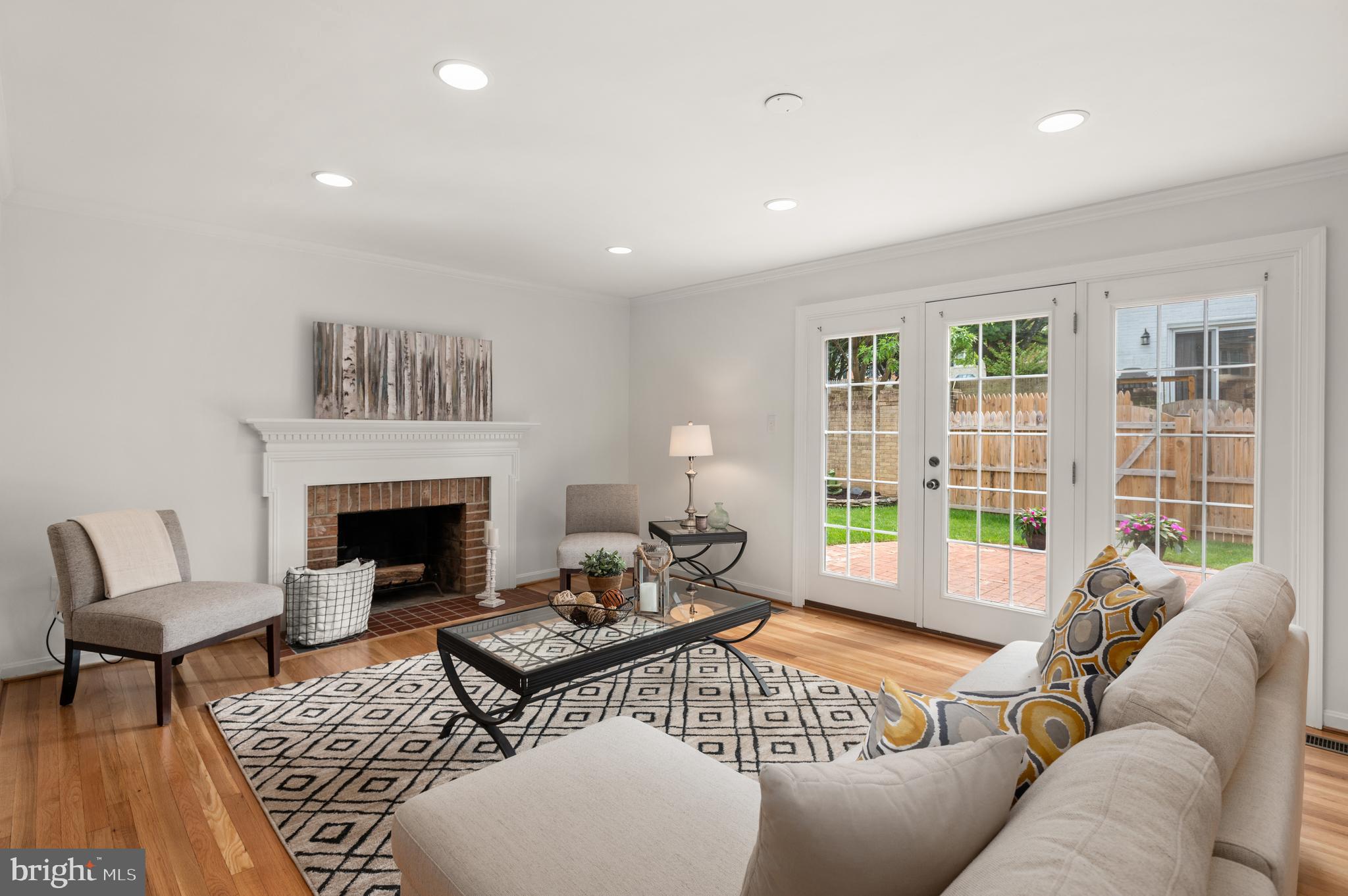 HALLCREST HEIGHTS - Residential