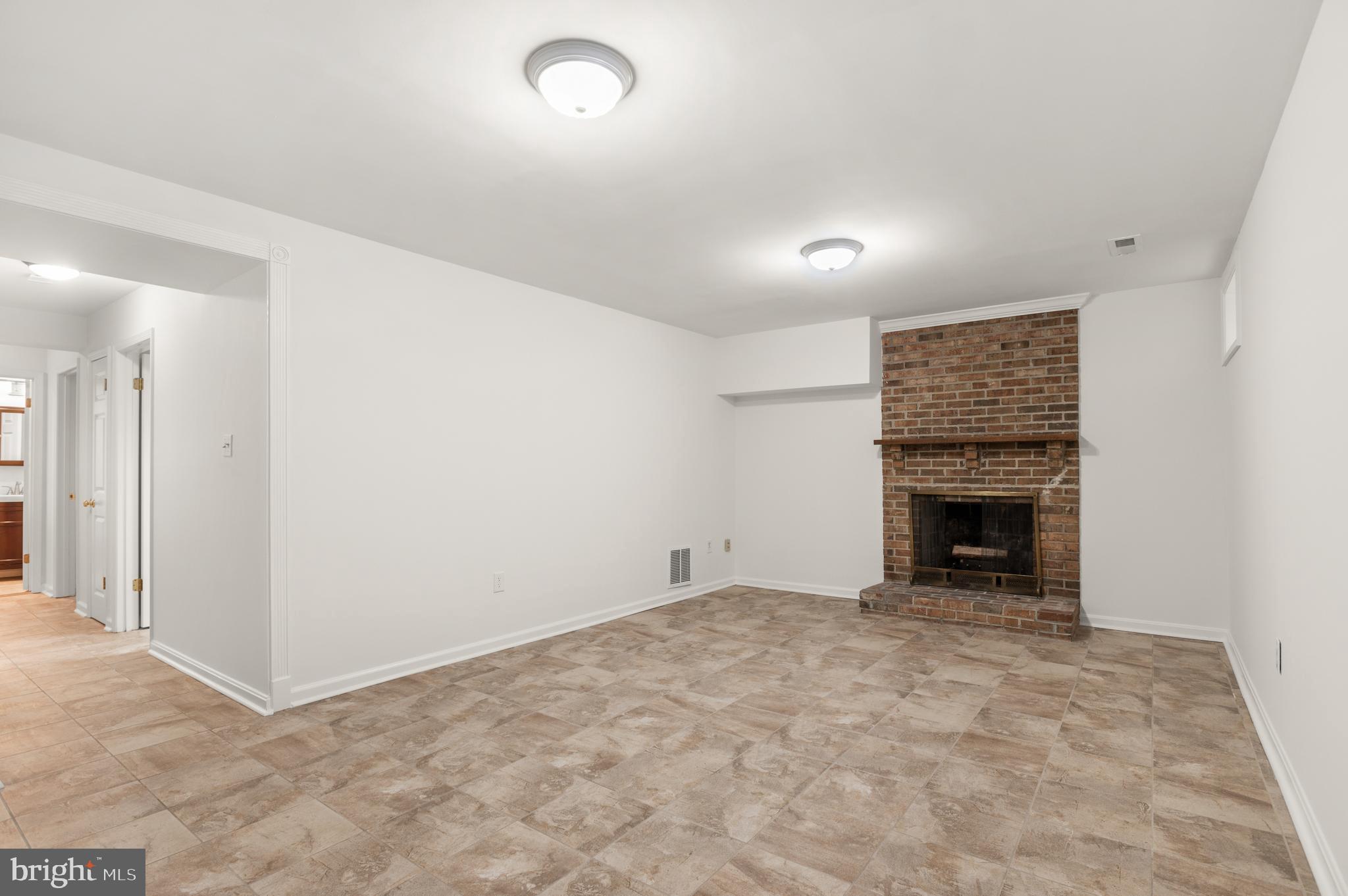 HALLCREST HEIGHTS - Residential