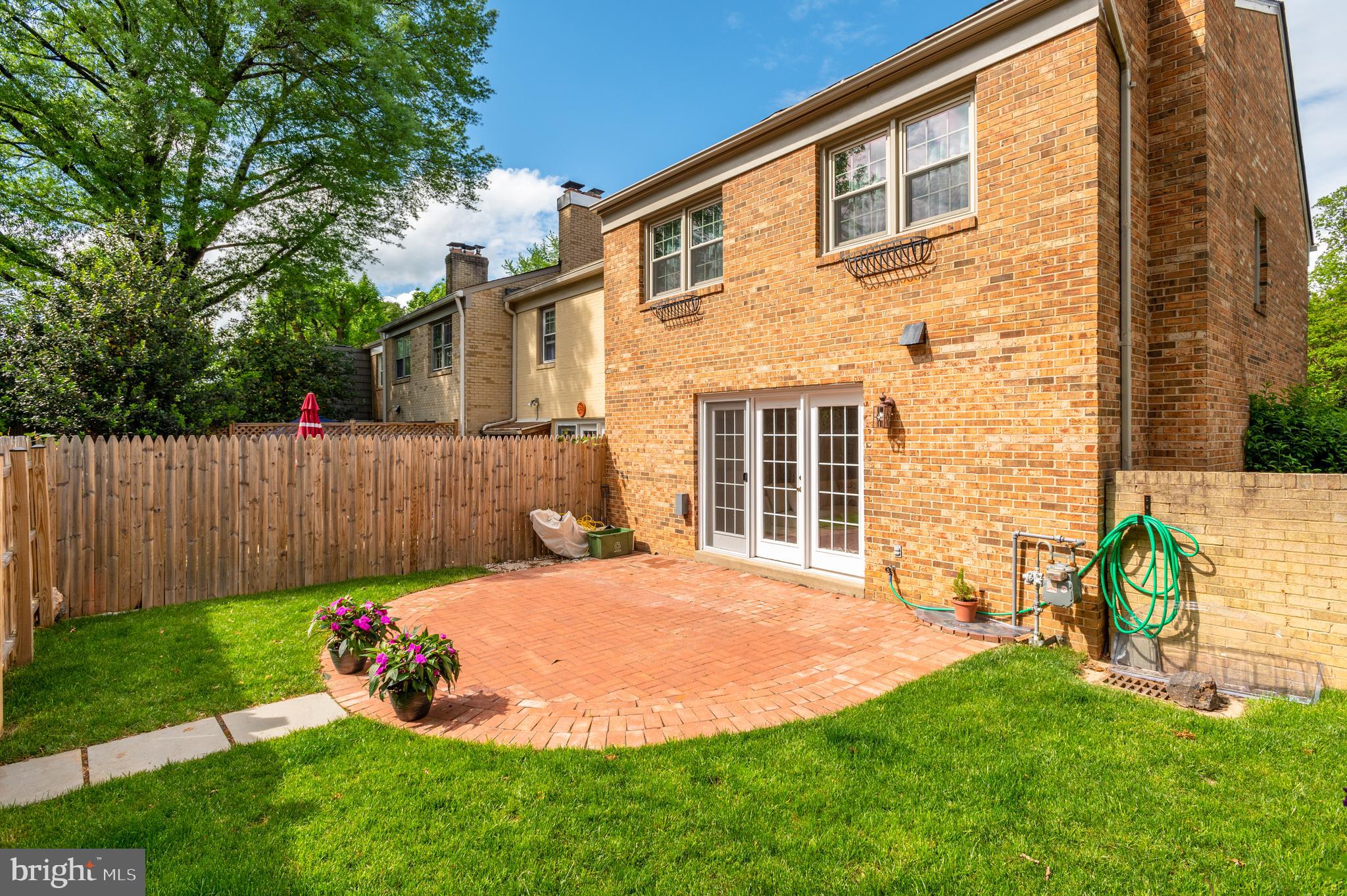 HALLCREST HEIGHTS - Residential