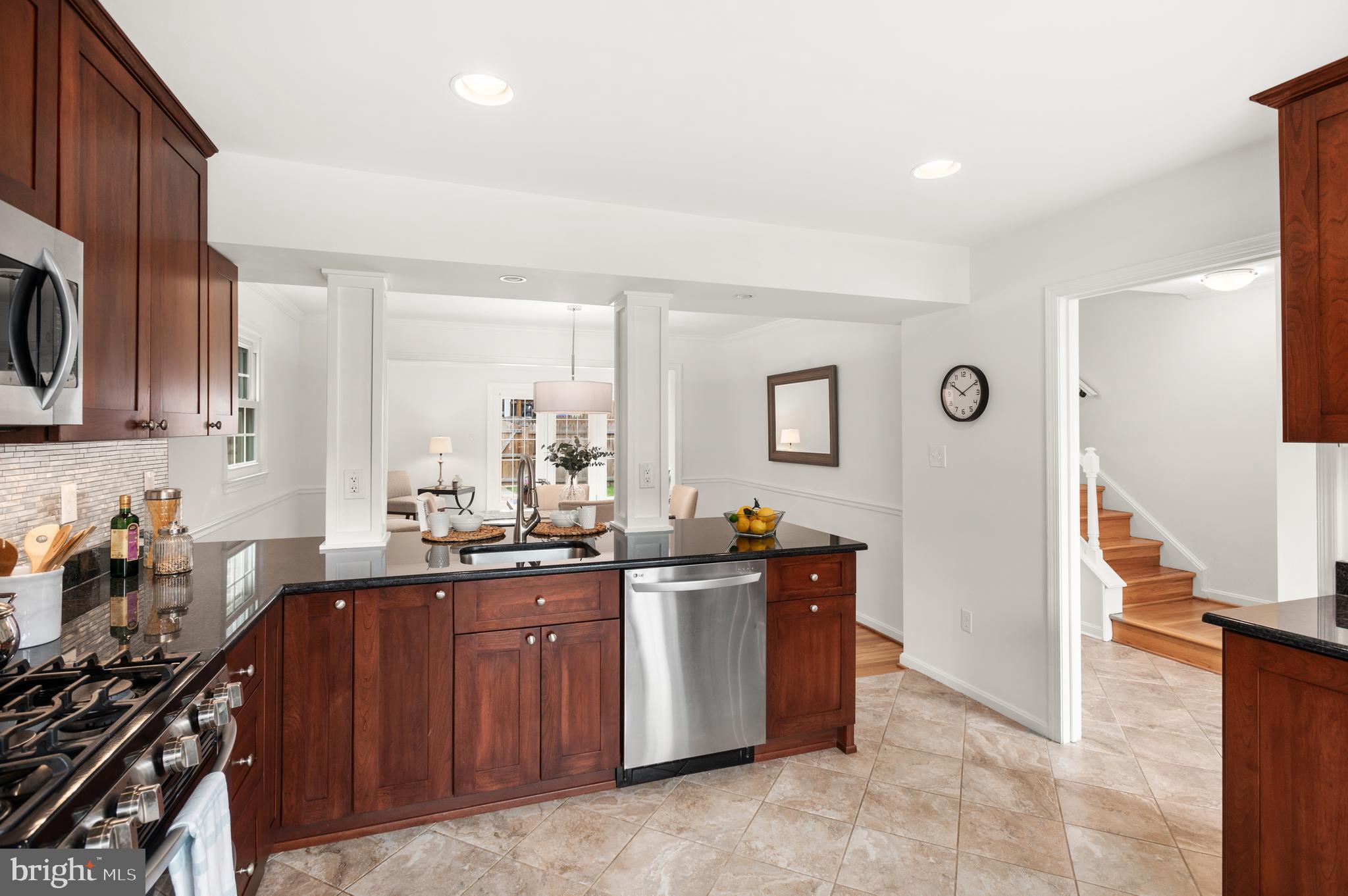 HALLCREST HEIGHTS - Residential