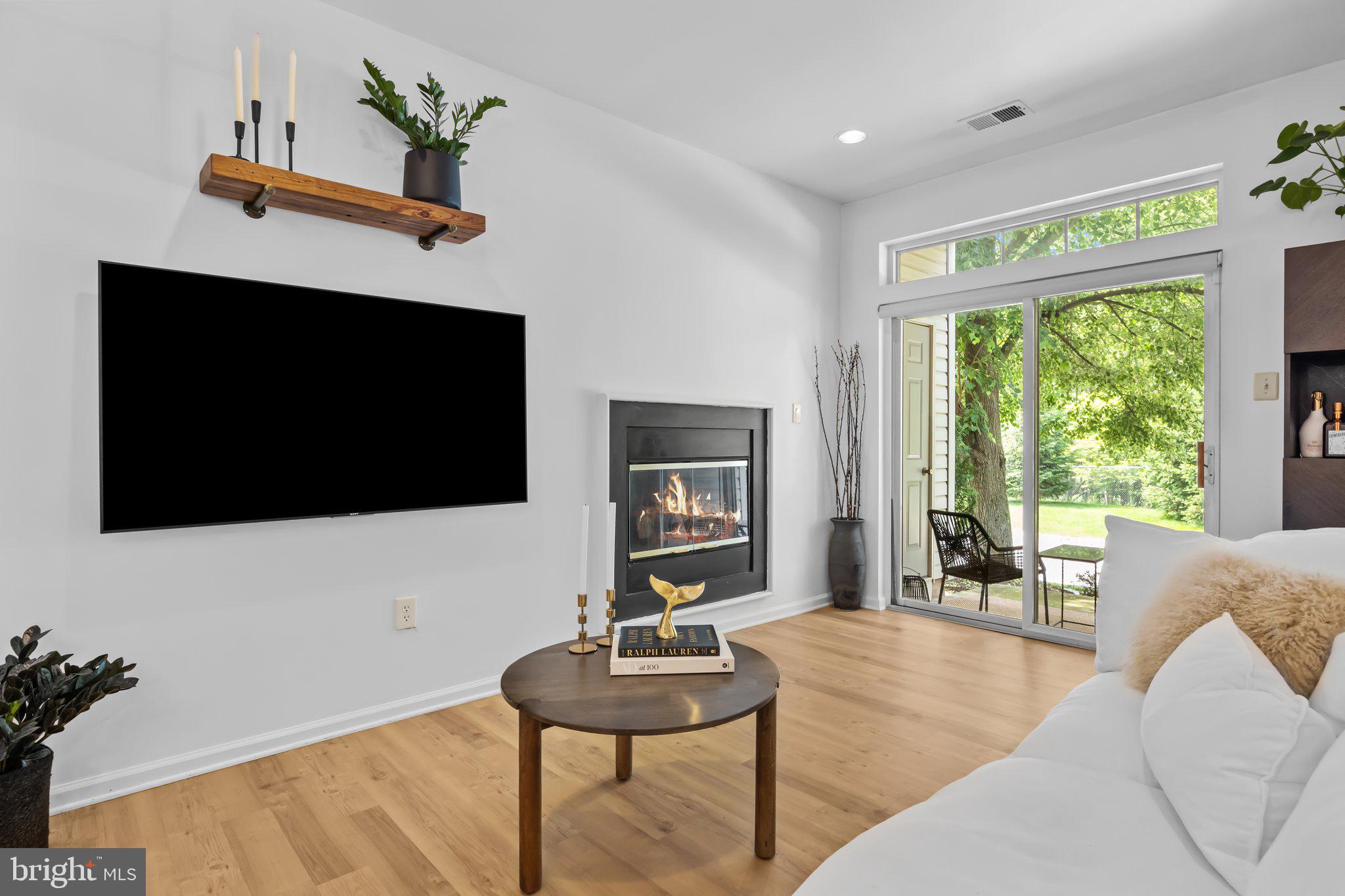 DRESHER WOODS - Residential