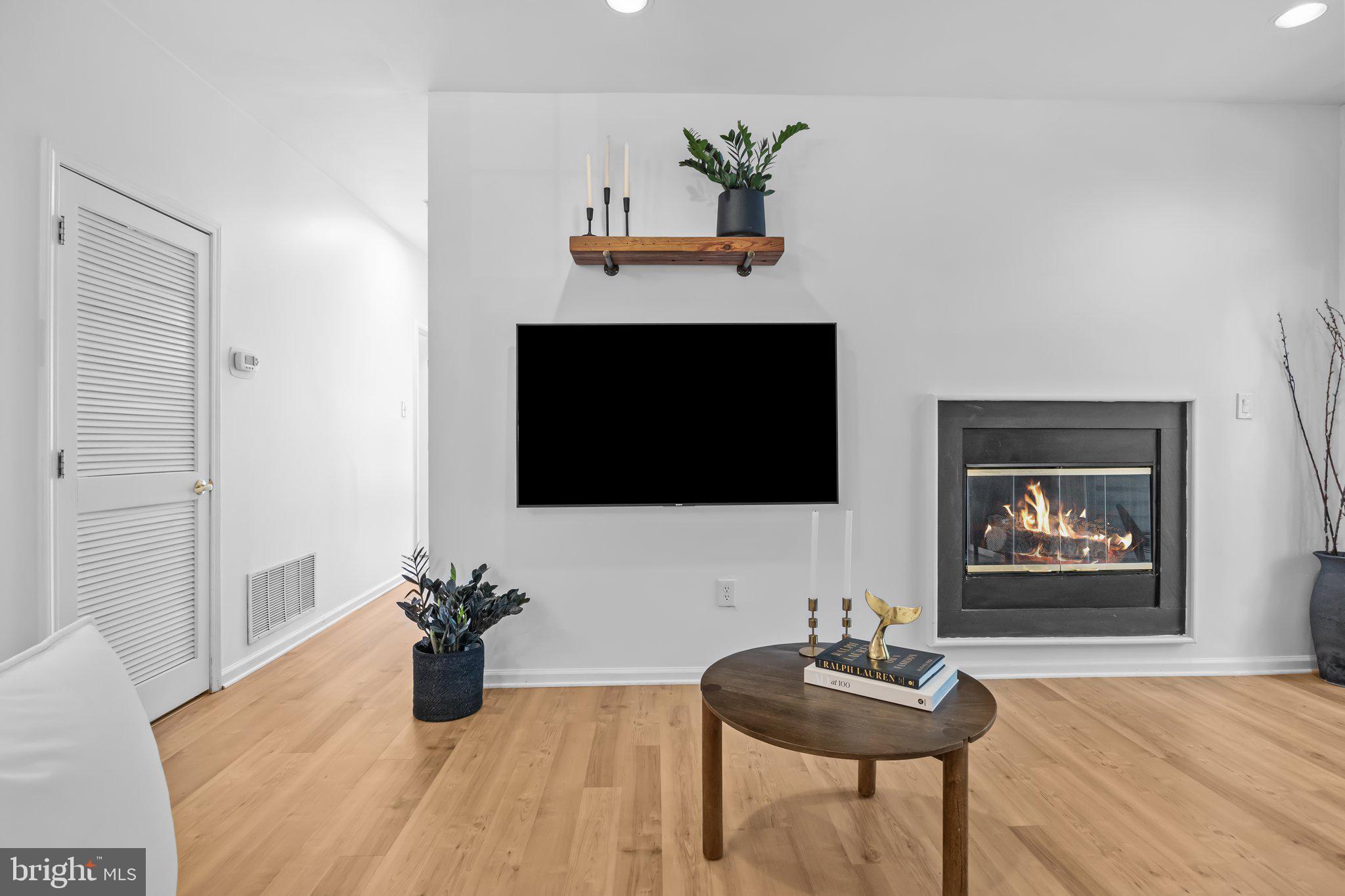 DRESHER WOODS - Residential