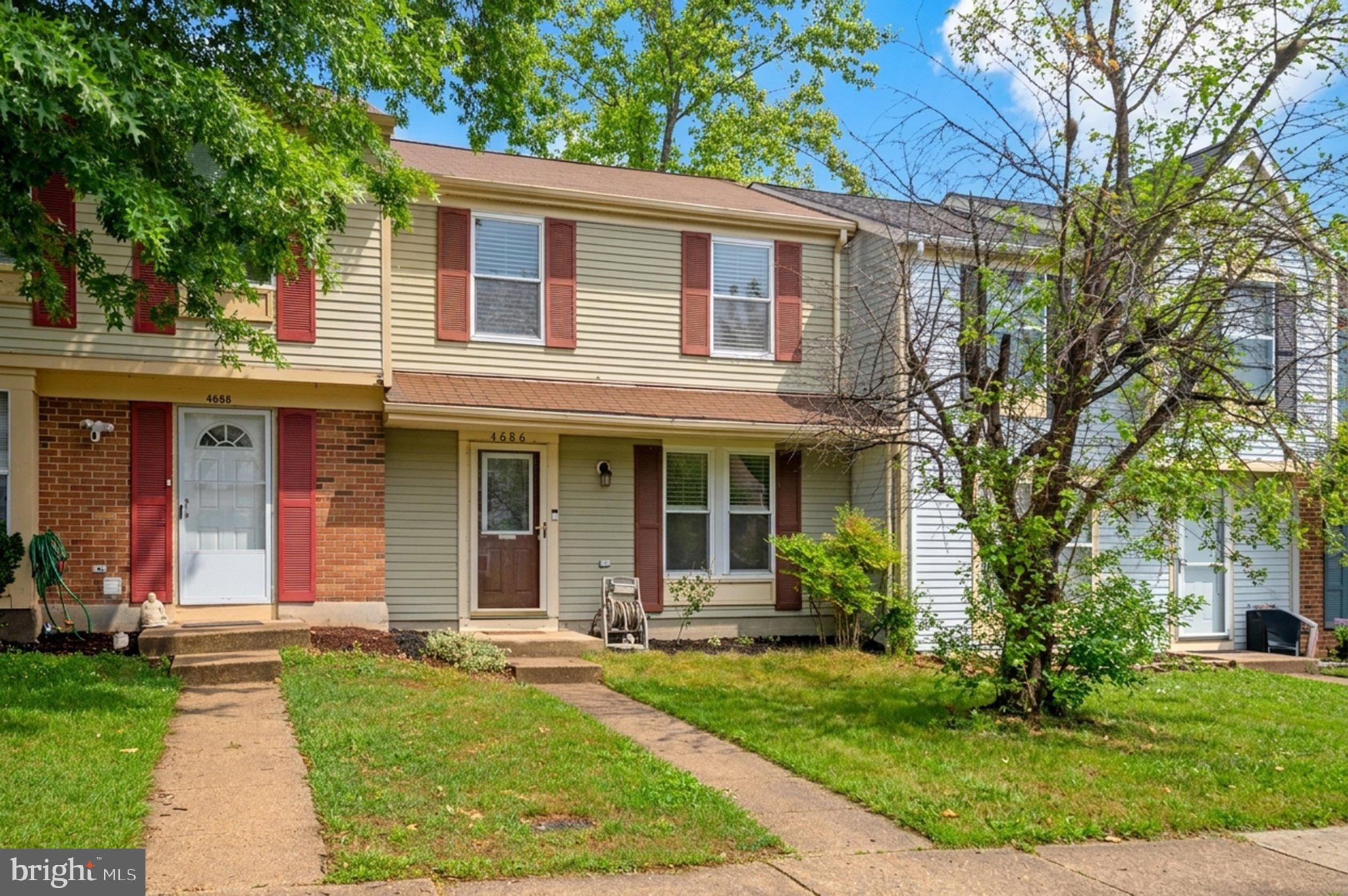 4686 WHITELY COURT