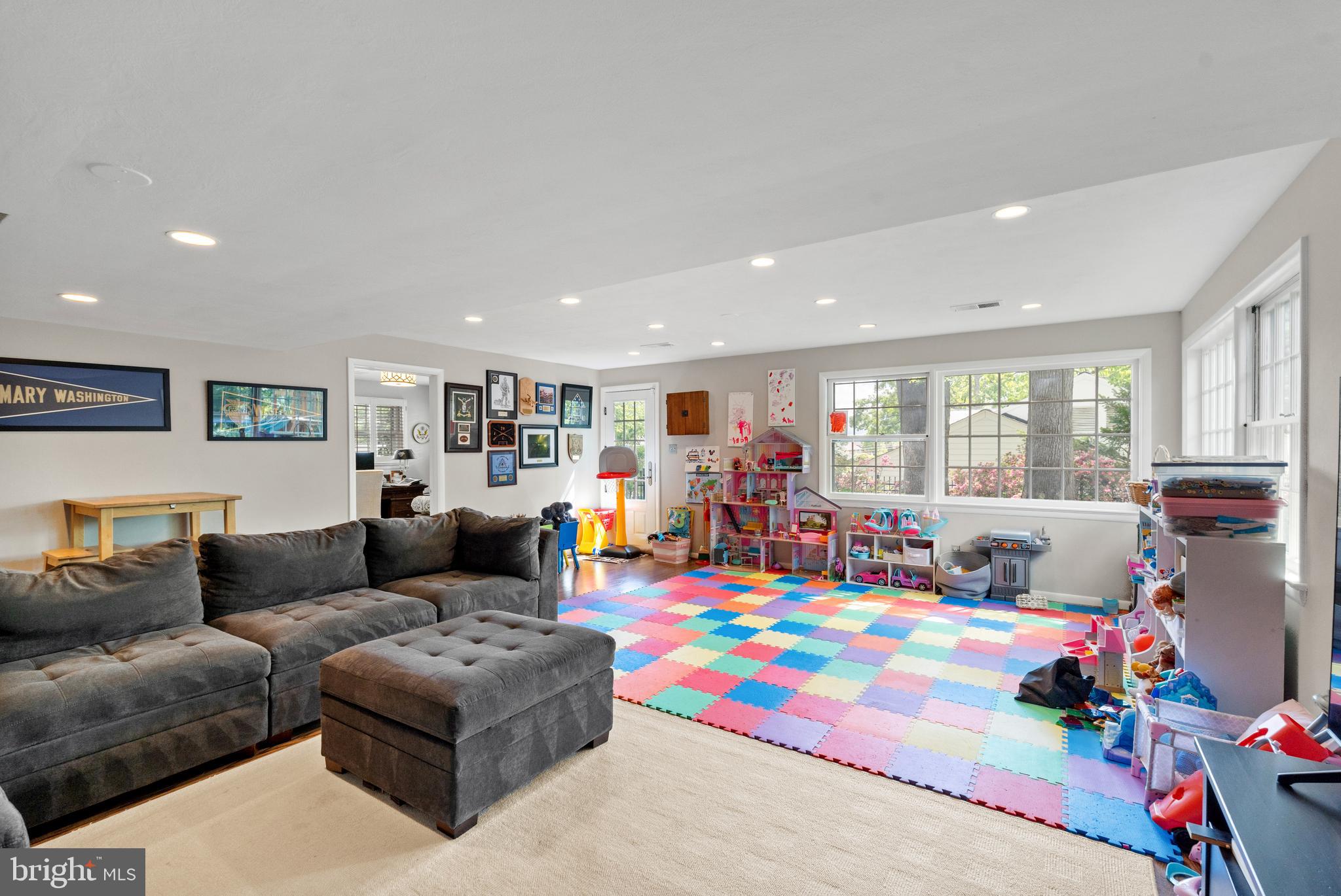 VILLAMAY - Residential