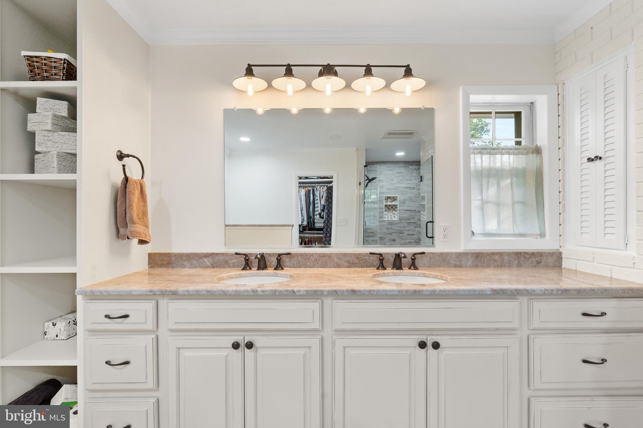 VILLAMAY - Residential