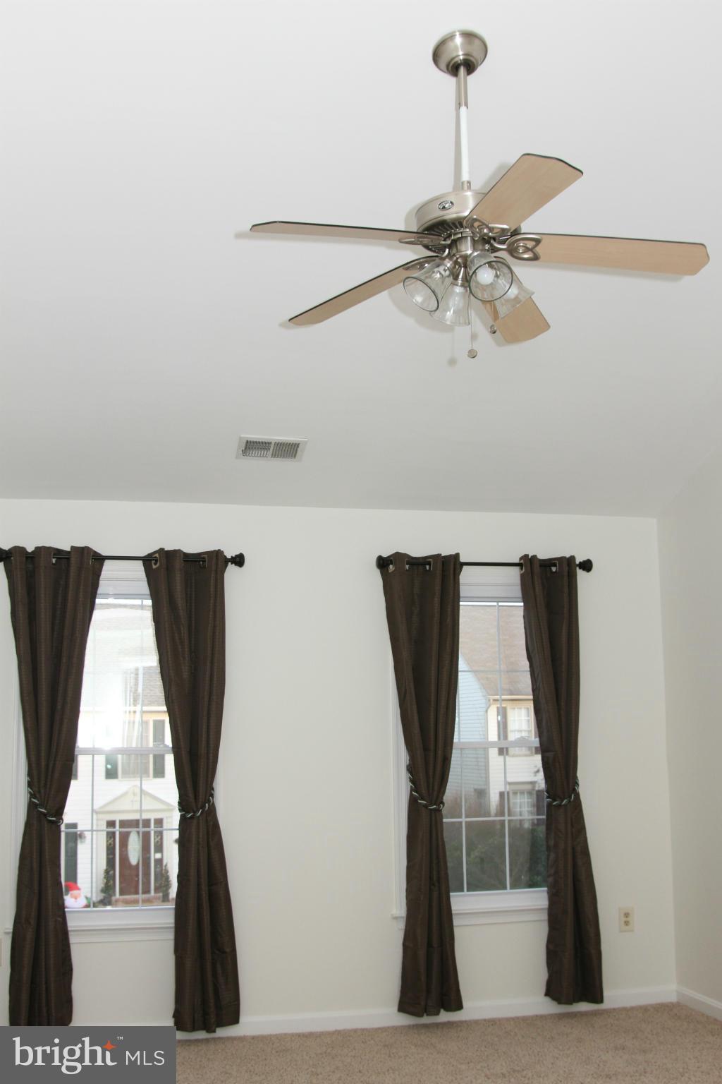 GREENS OF CROFTON - Residential