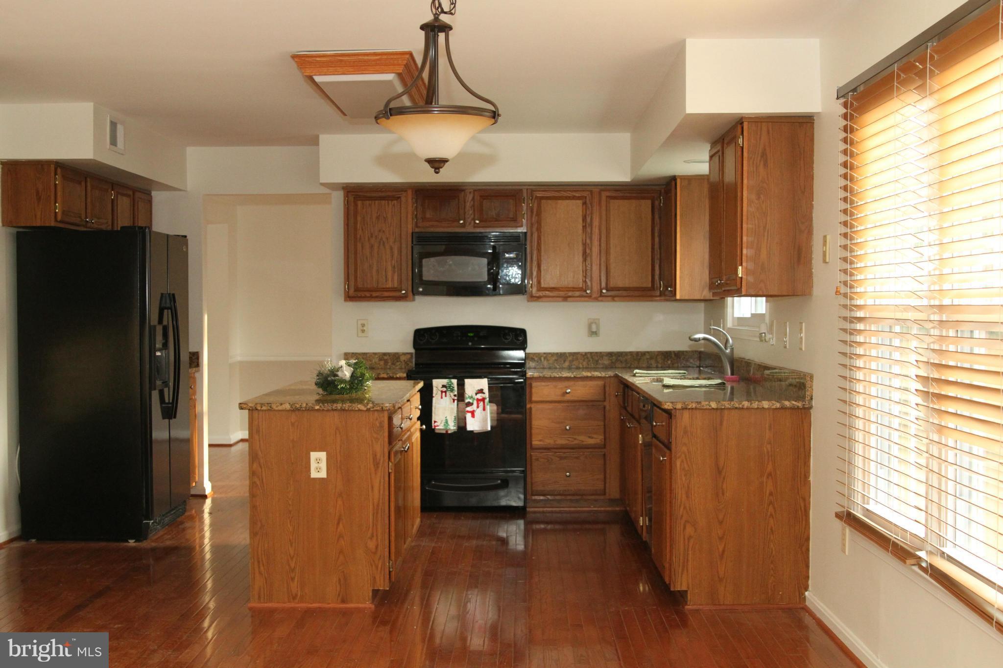 GREENS OF CROFTON - Residential