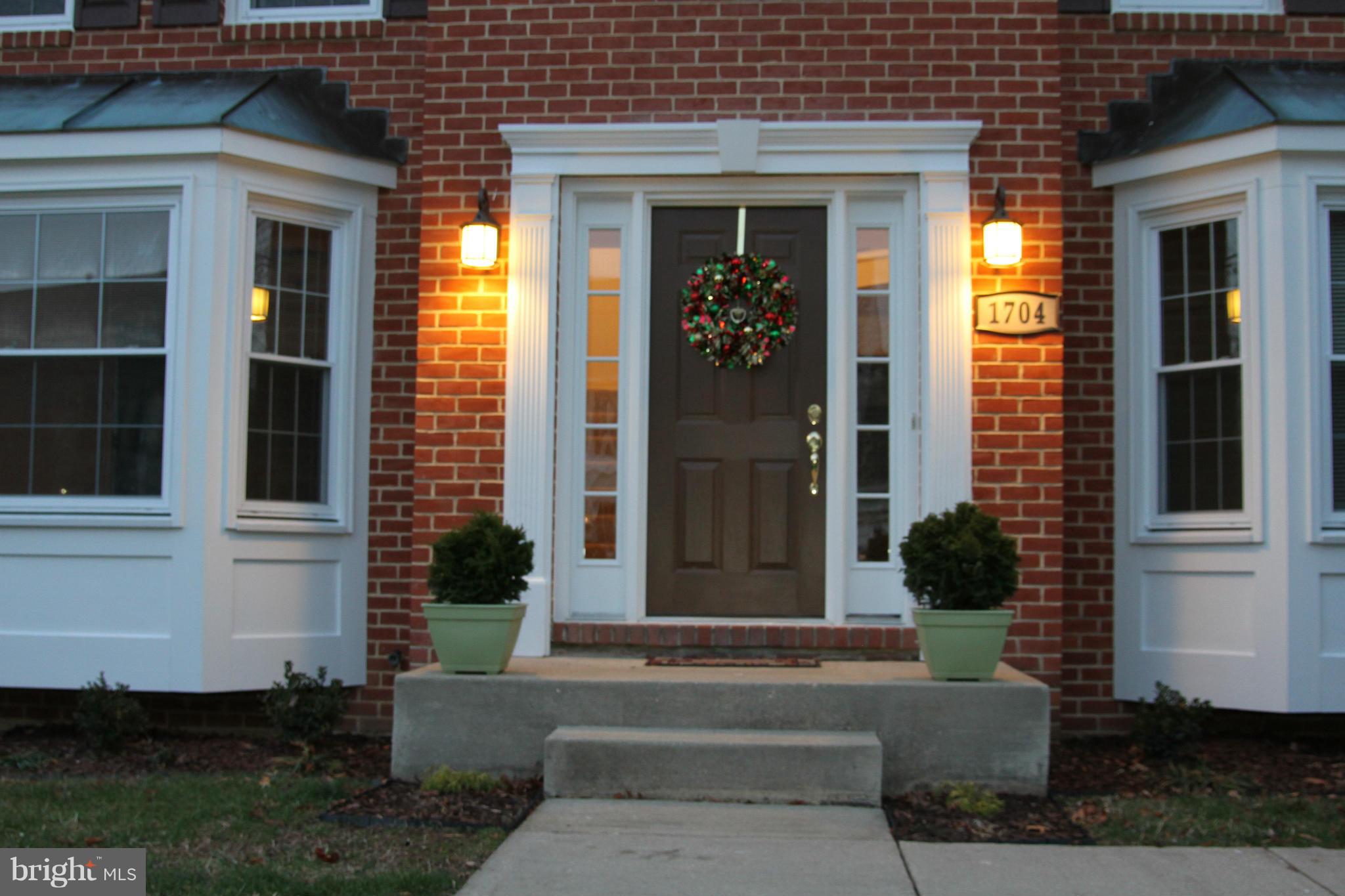 GREENS OF CROFTON - Residential