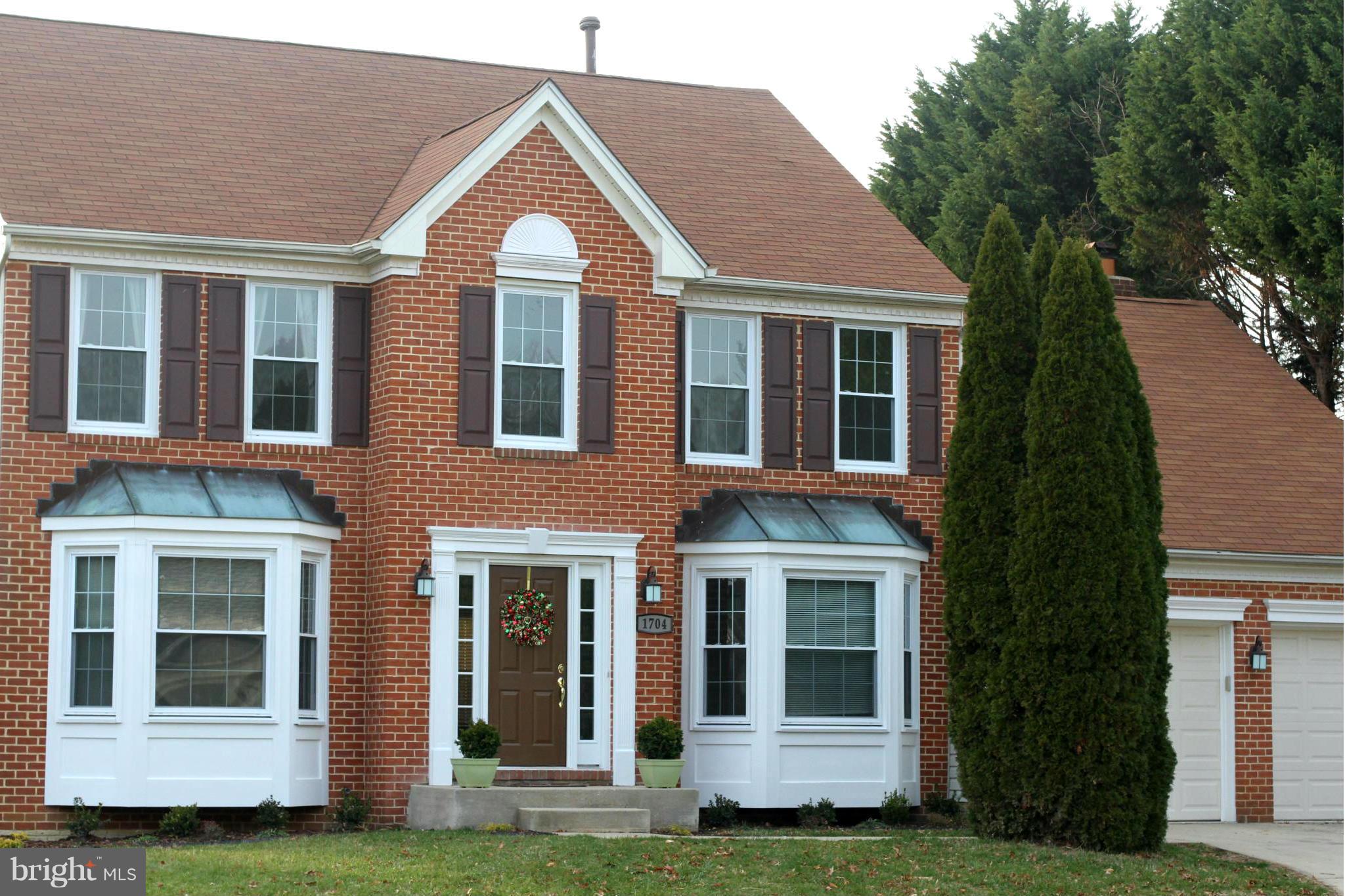 GREENS OF CROFTON - Residential