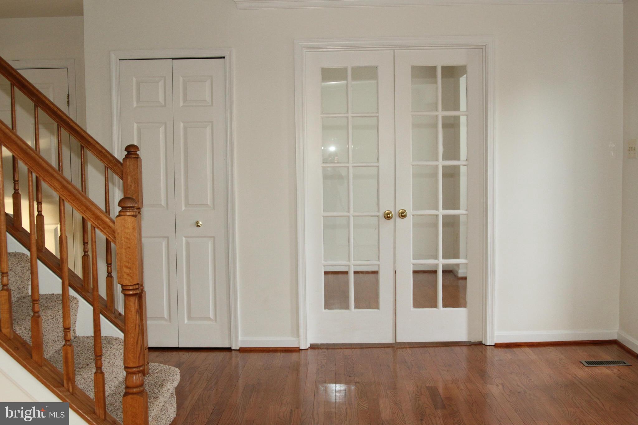 GREENS OF CROFTON - Residential