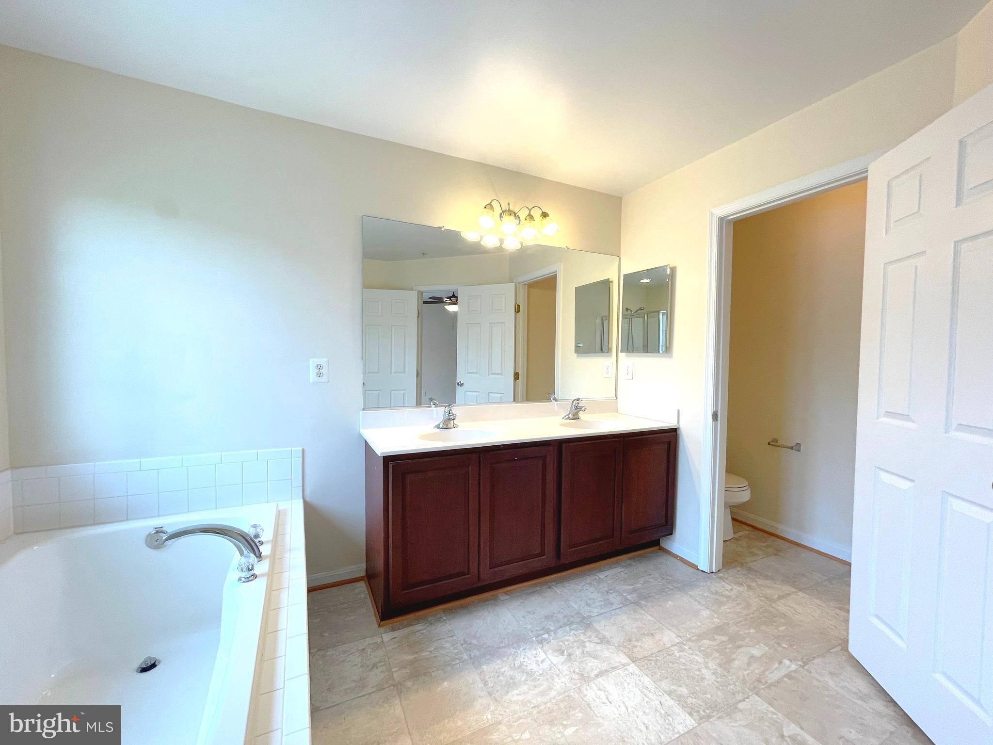 MAZEL - Residential Lease