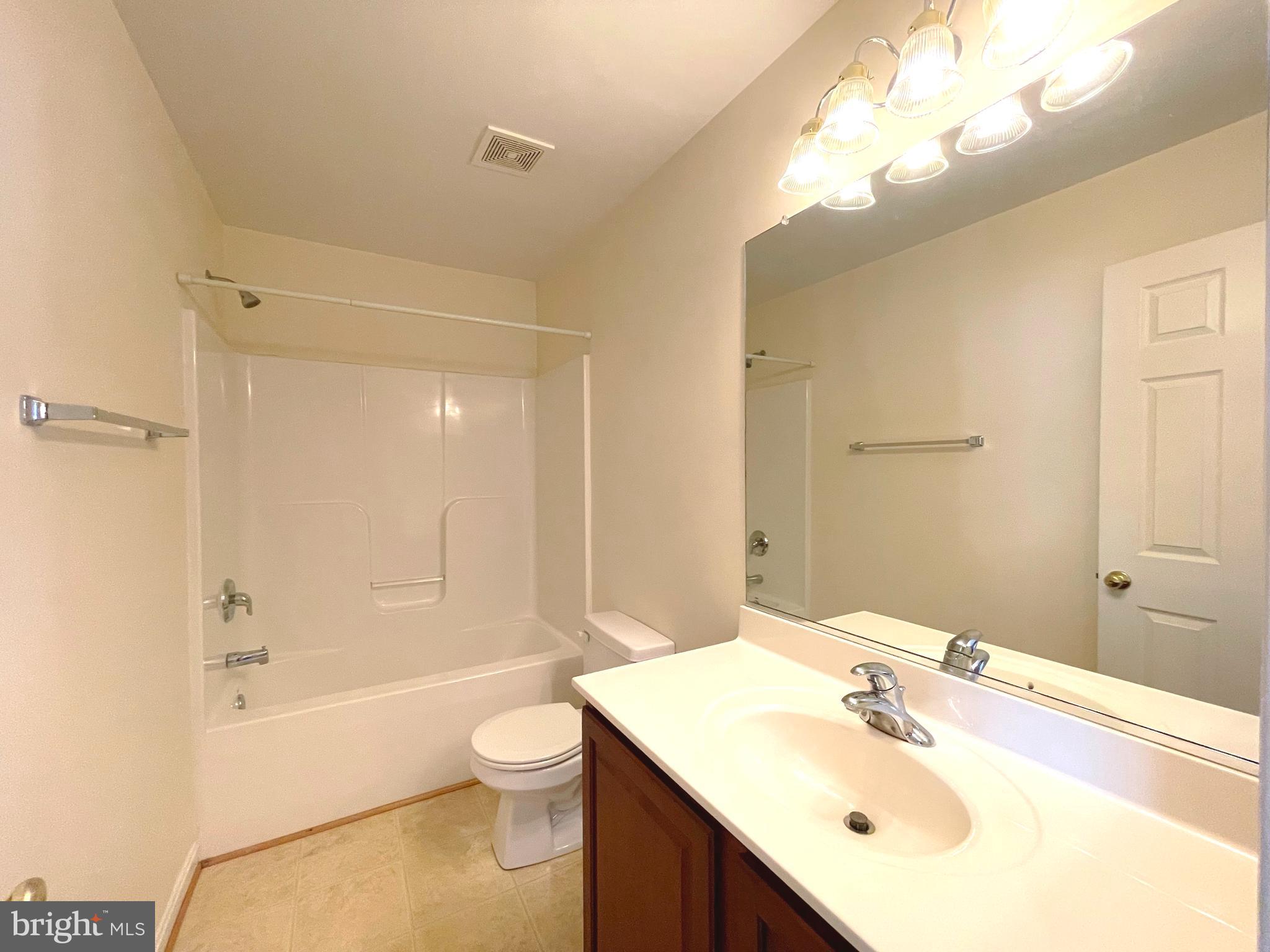 MAZEL - Residential Lease