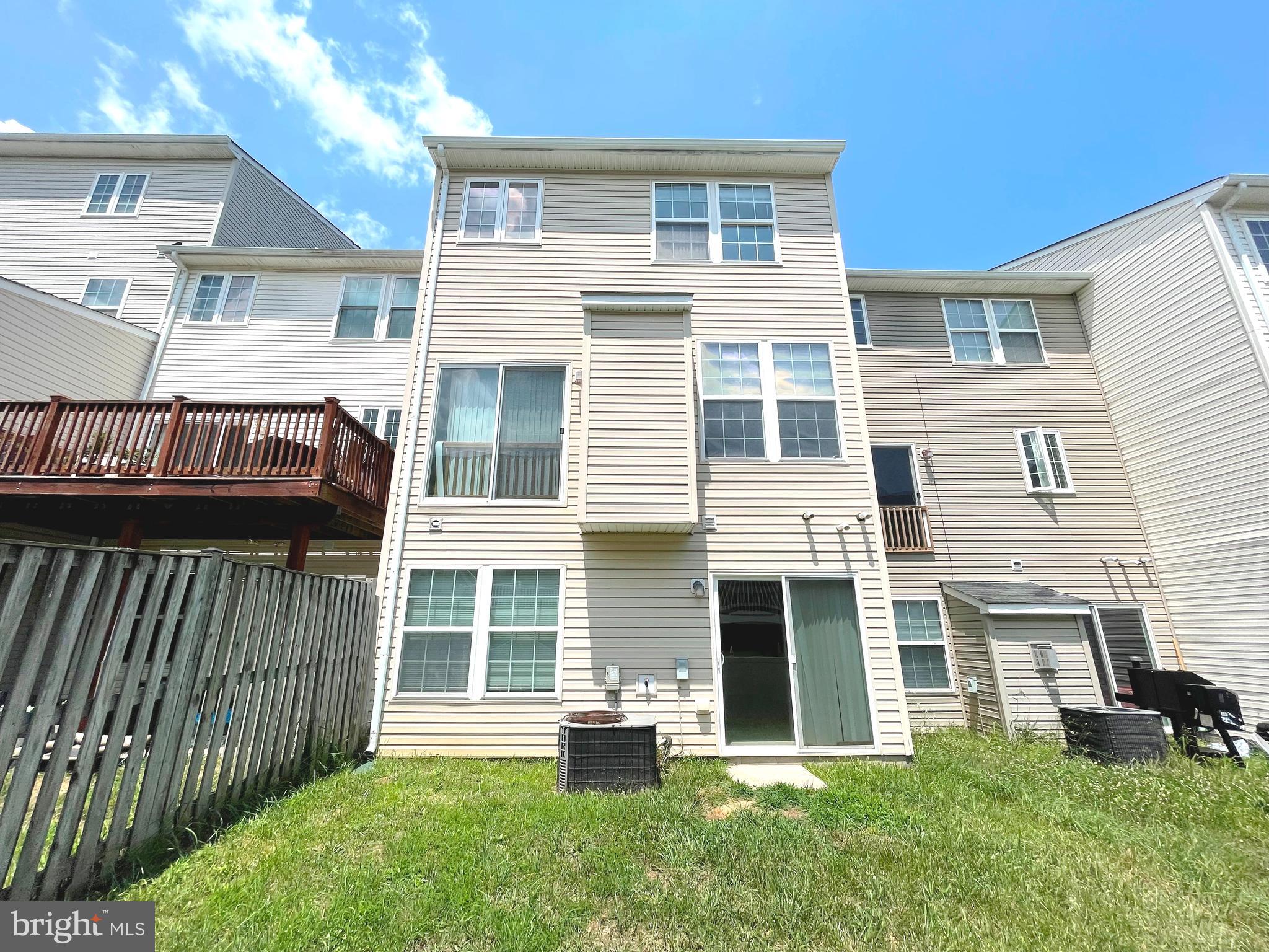 MAZEL - Residential Lease