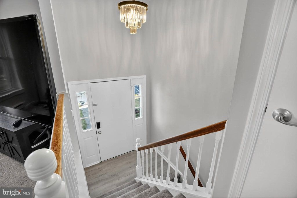 Photo of 714 Robinwood Drive, MOUNT AIRY, MD 21771 (MLS # MDCR2030940)