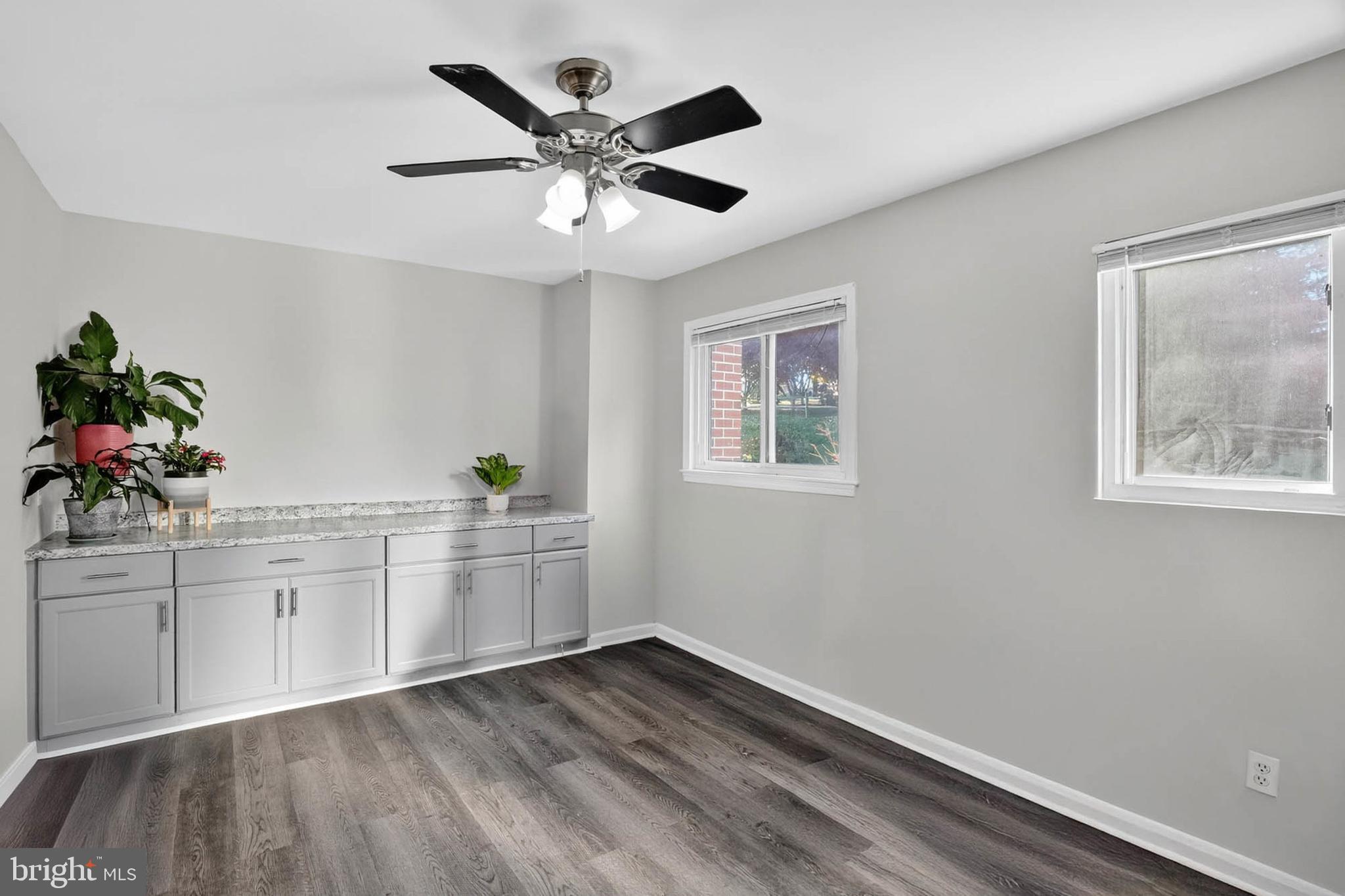 FRIENDLY ACRES - Residential