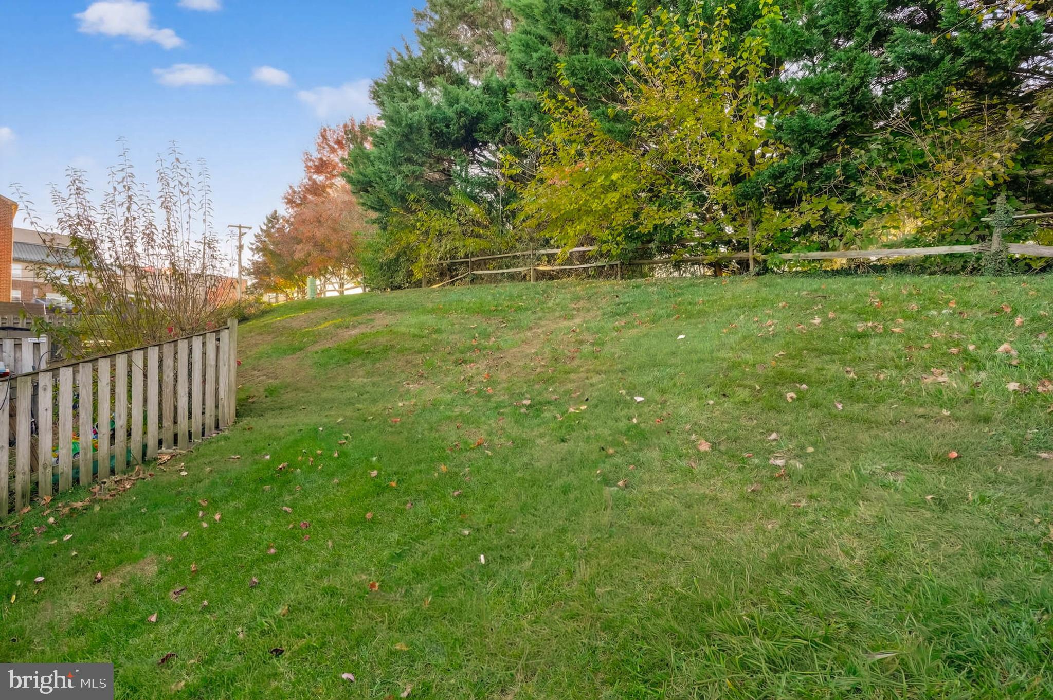 FRIENDLY ACRES - Residential