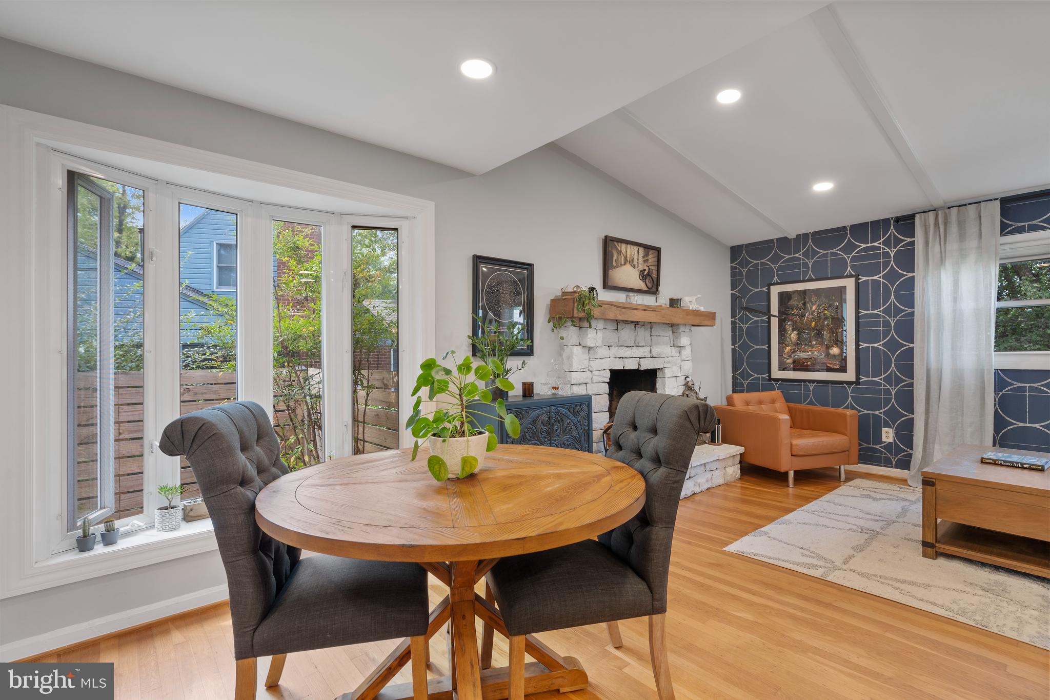 SEMINARY VALLEY - Residential